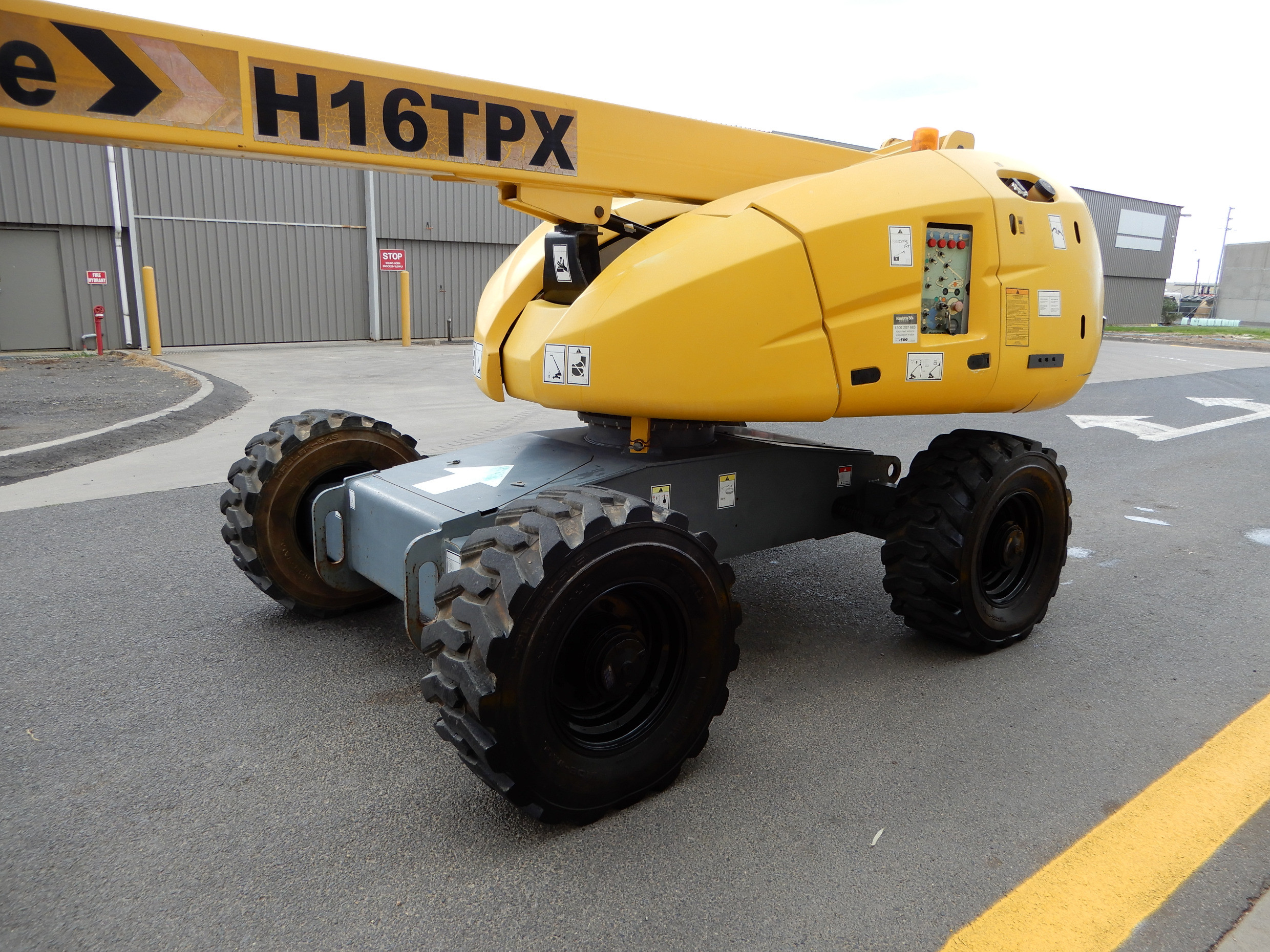 2008 HAULOTTE HA16PXNT ACCESS & HEIGHT SAFETY BOOM LIFT