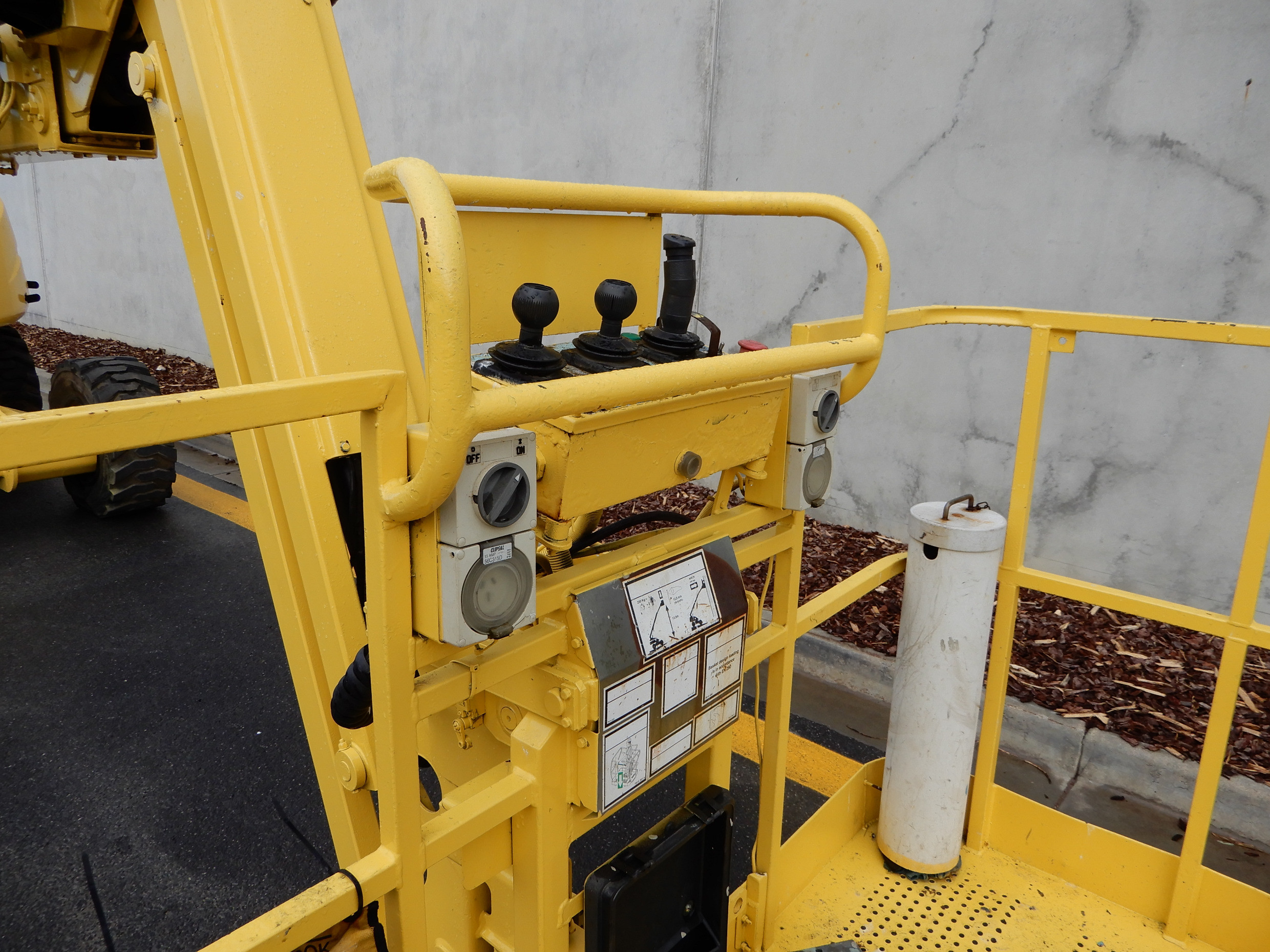 2006 HAULOTTE HA16PXNT HEIGHT SAFETY BOOM LIFT