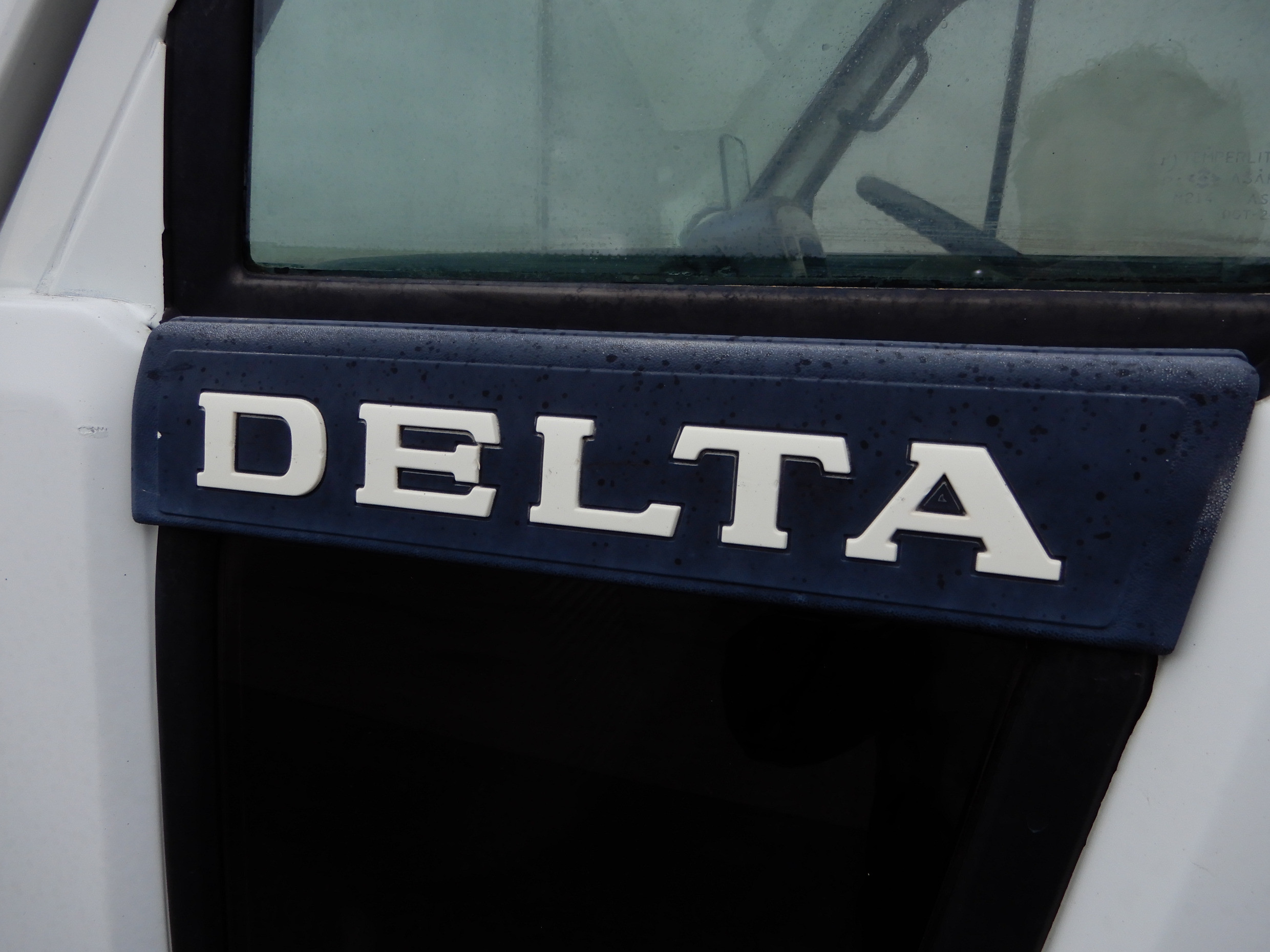 2002 DAIHATSU DELTA MANUAL TIPPER