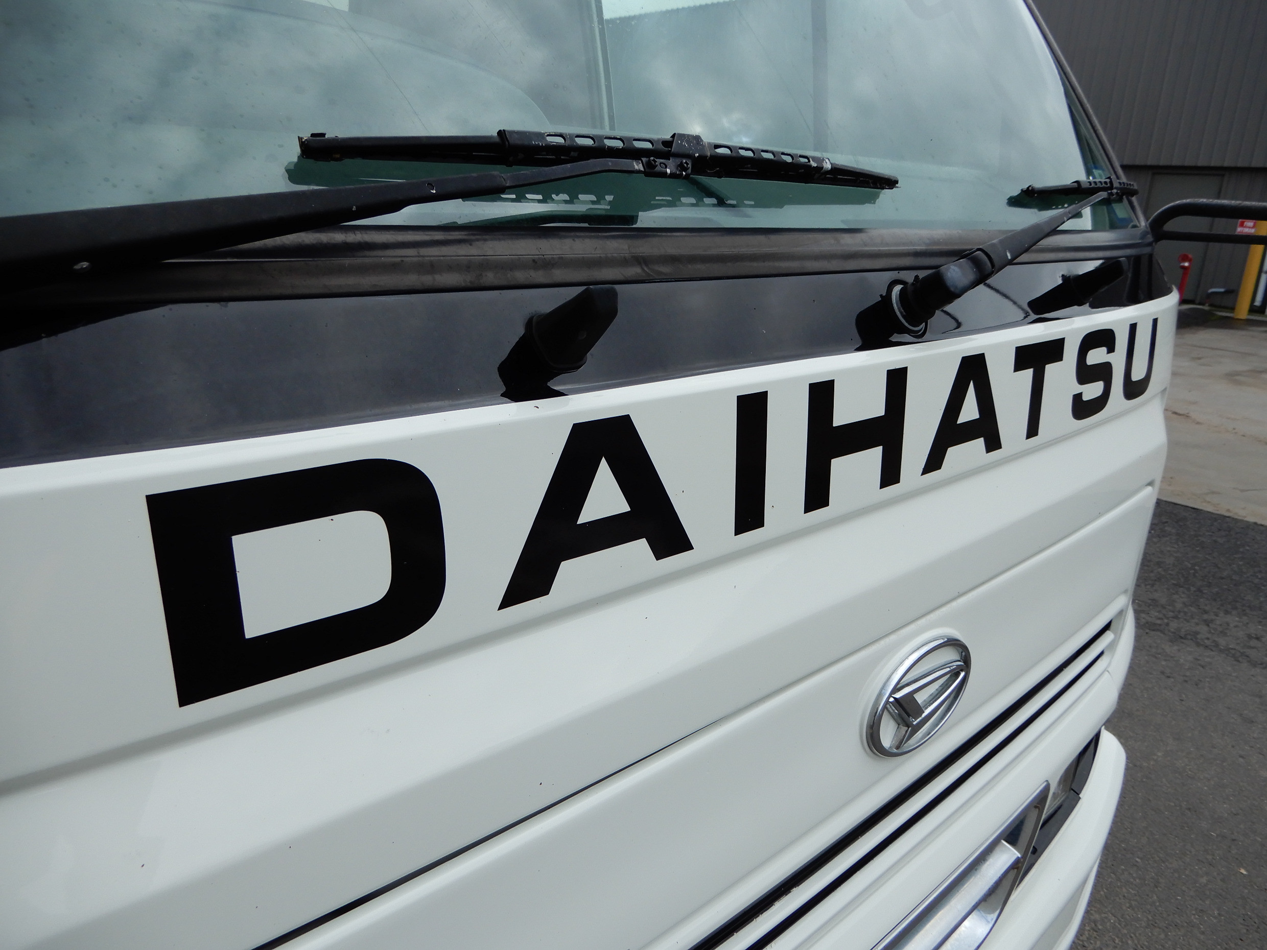 2002 DAIHATSU DELTA MANUAL TIPPER