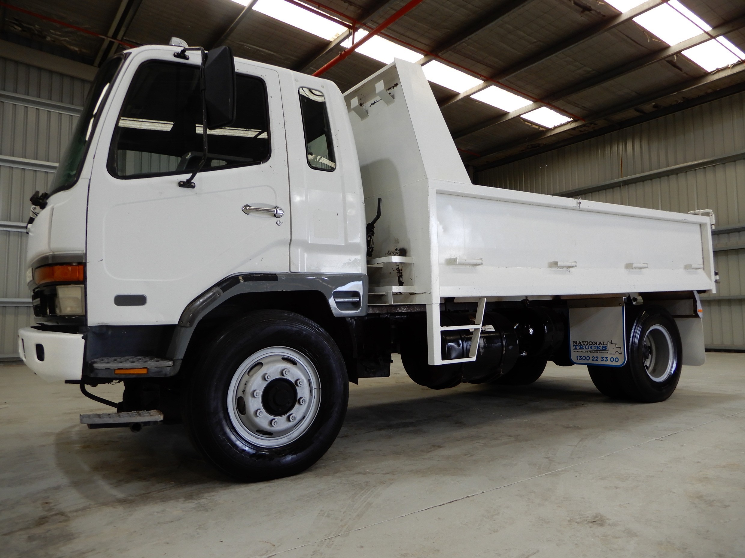1996 MITSUBISHI FM617 TRUCK TIPPING TRAY