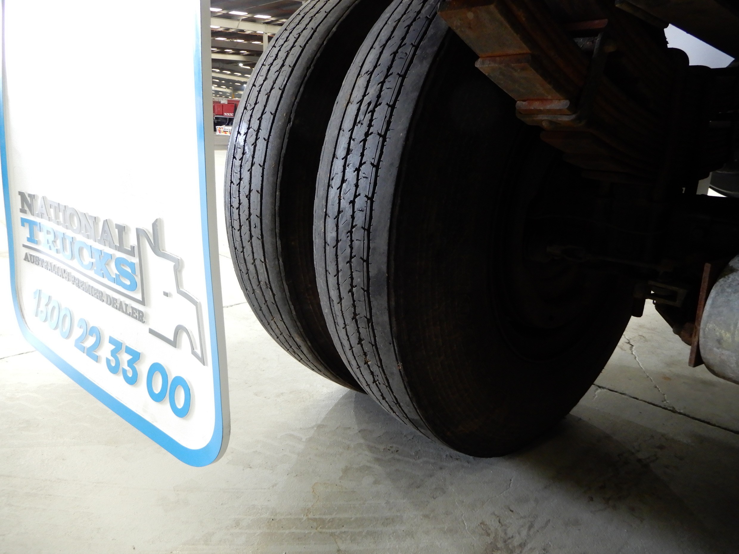 1996 MITSUBISHI FM617 TRUCK TIPPING TRAY