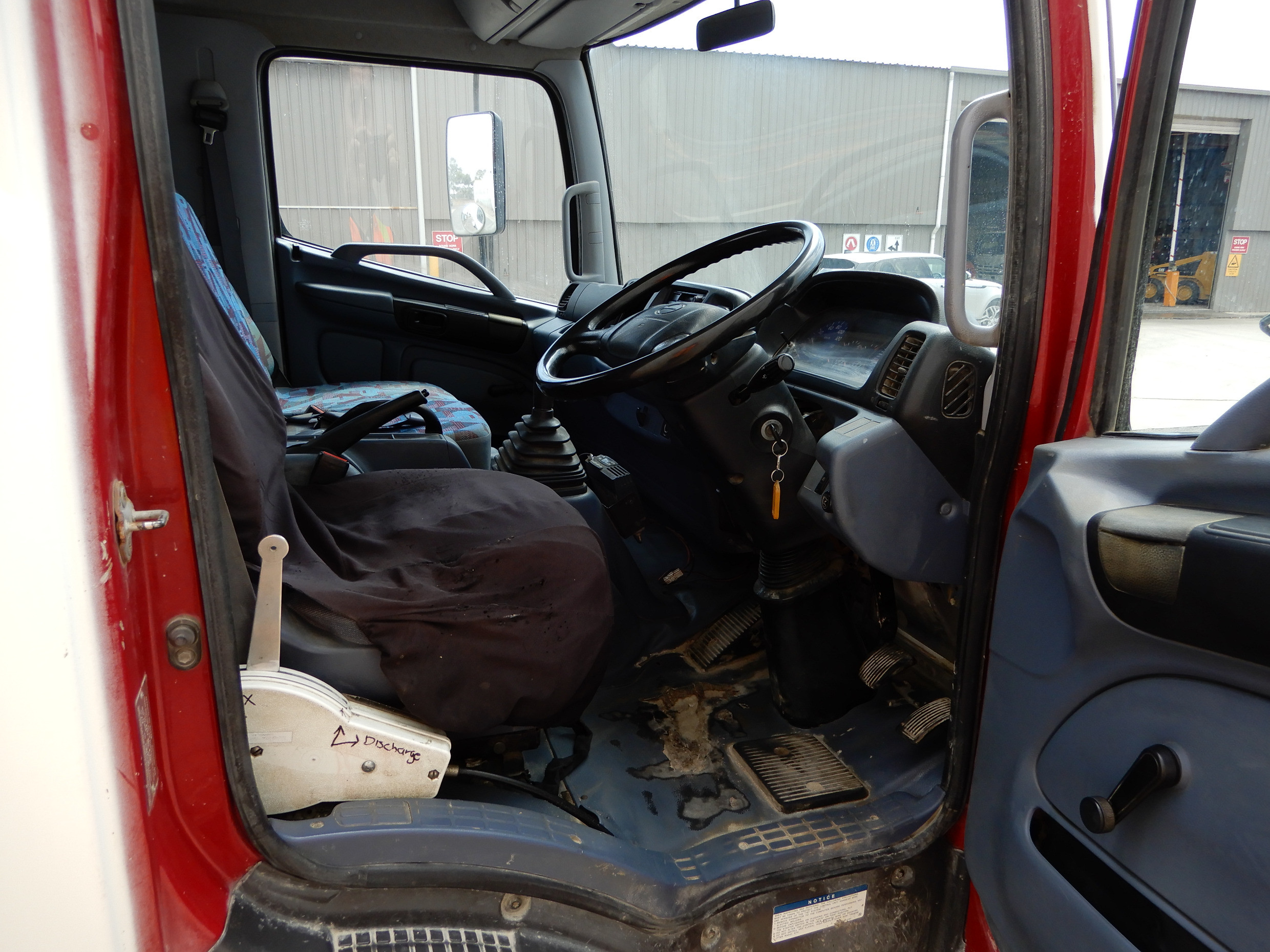 2006 HINO FC RANGER 5 TRUCK MANUAL CONCRETE AGITATOR