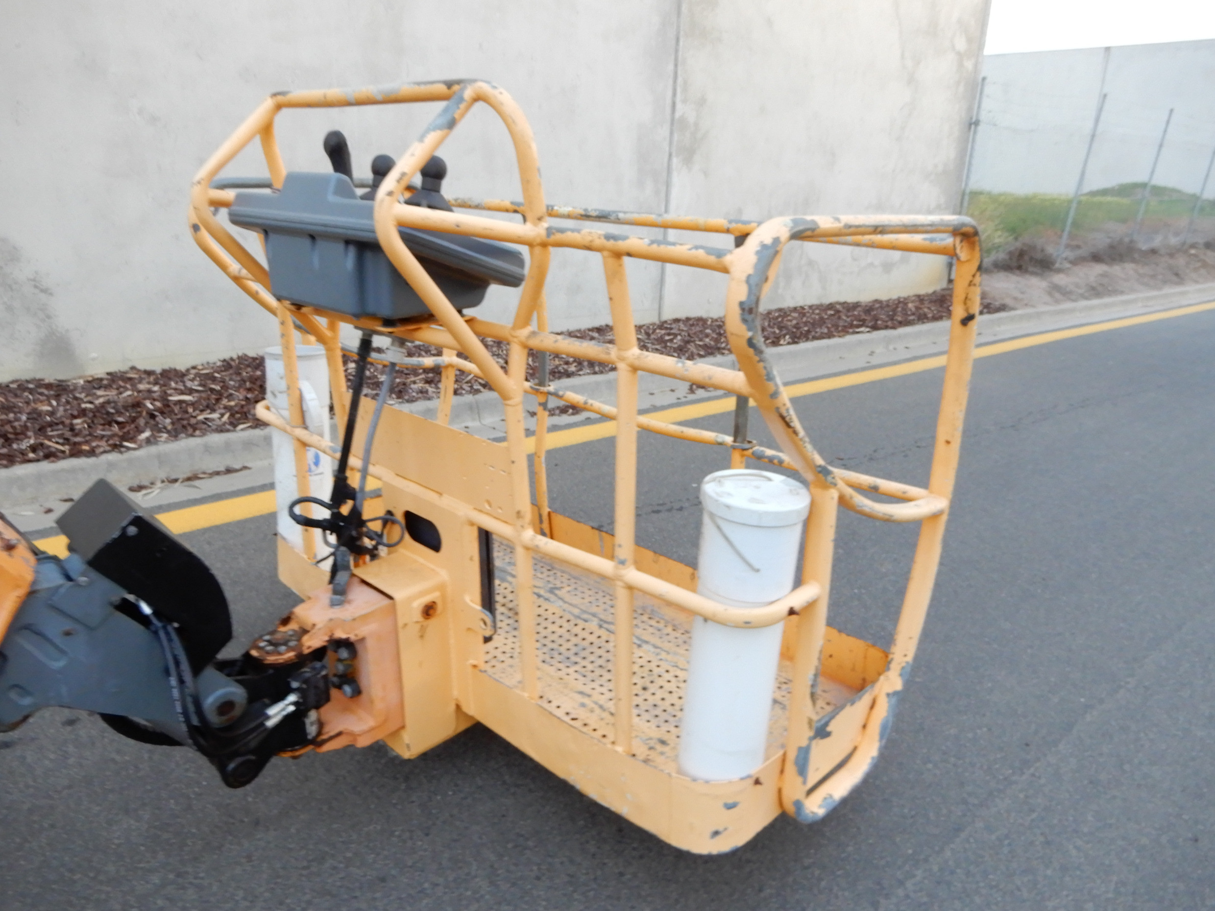 2009 HAULOTTE H28TJX BOOM LIFT