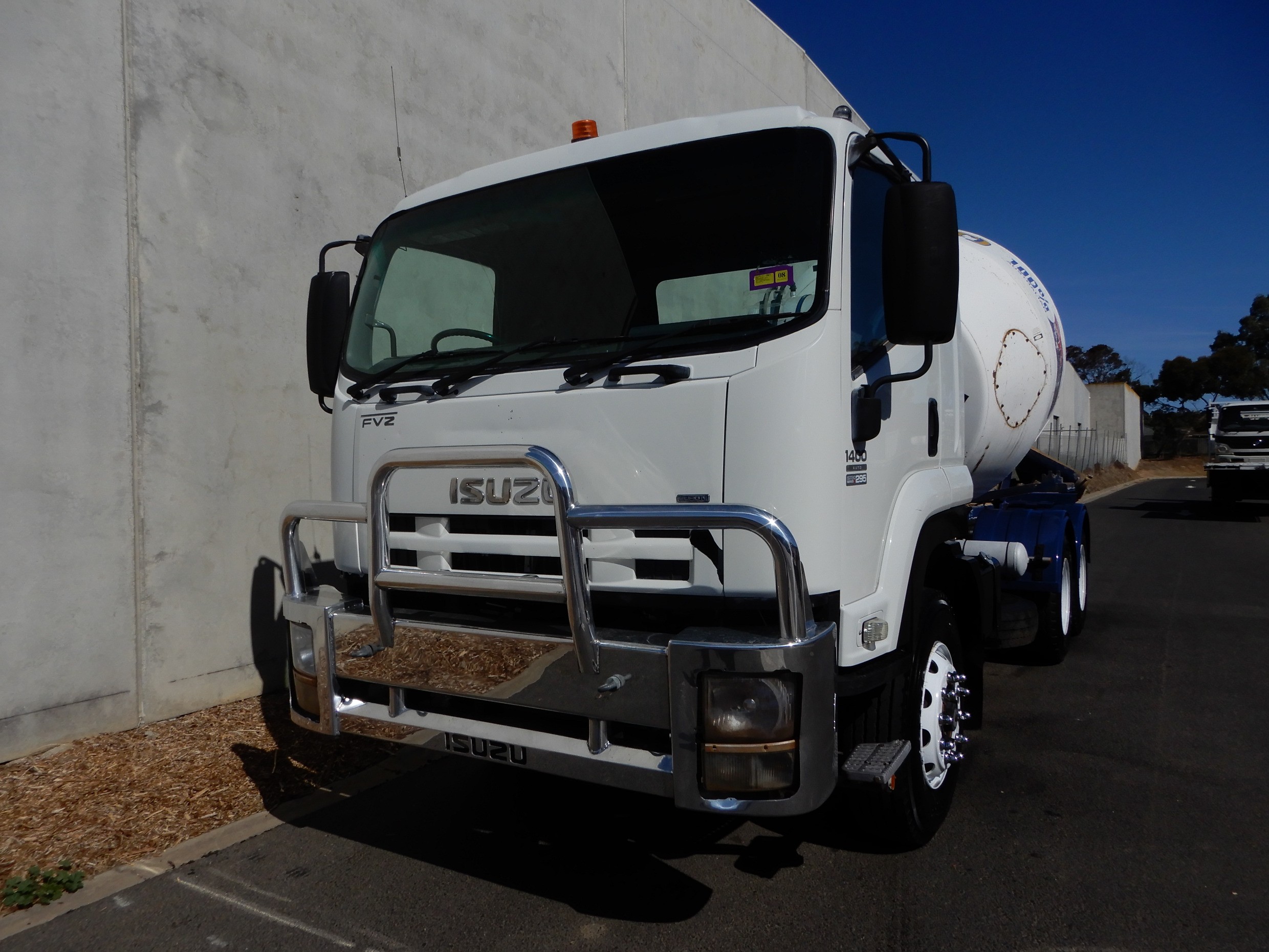 2008 ISUZU FVZ1400 AUTOMATIC CONCRETE AGITATOR