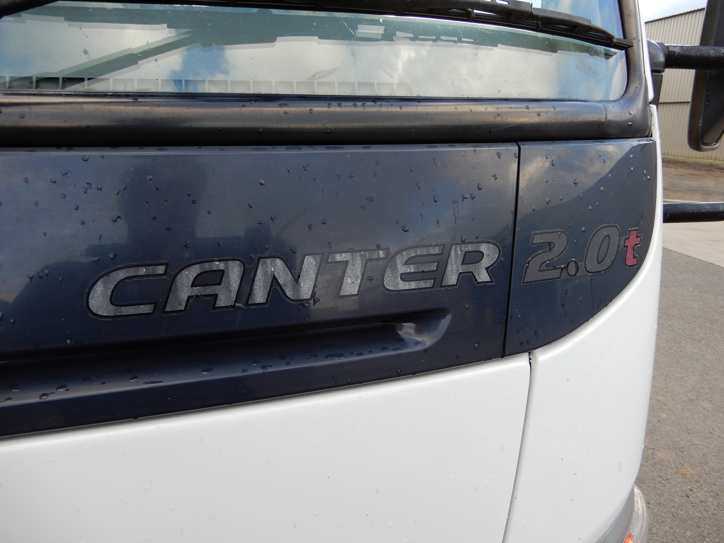 2006 FUSO CANTER TRUCK MANUAL TRAY