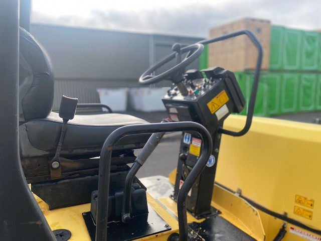 2006 DYNAPAC CC102 VIBRATING ROLLER
