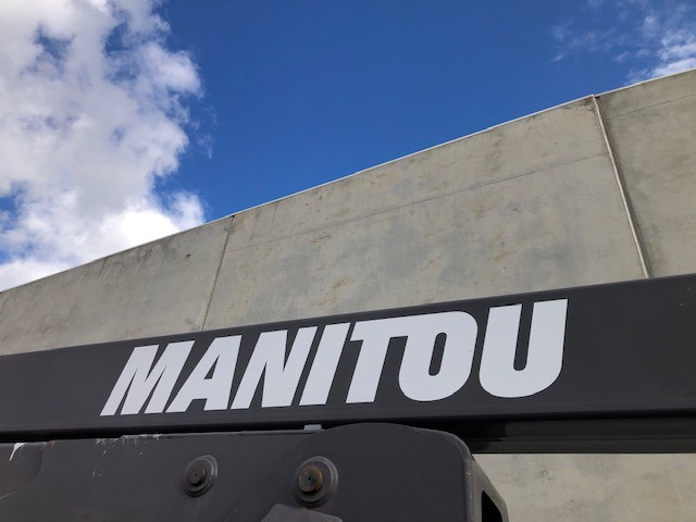 2013 MANITOU 200ATJ BOOM LIFT