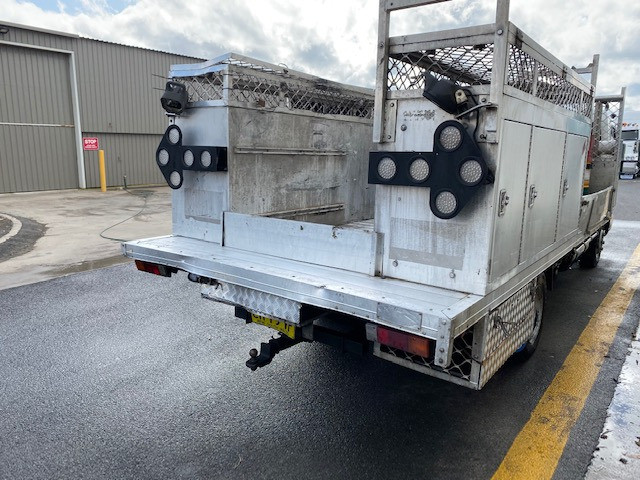 2006 FUSO CANTER TRUCK SERVICE BODY