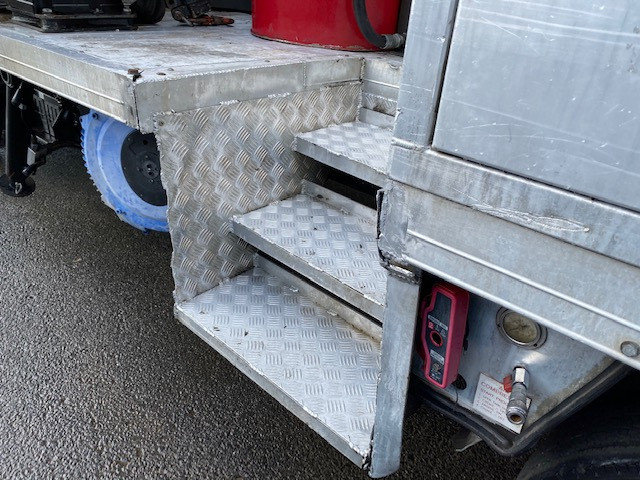 2006 FUSO CANTER TRUCK SERVICE BODY