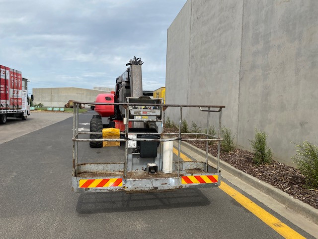 2009 MANITOU 200ATJ BOOM LIFT
