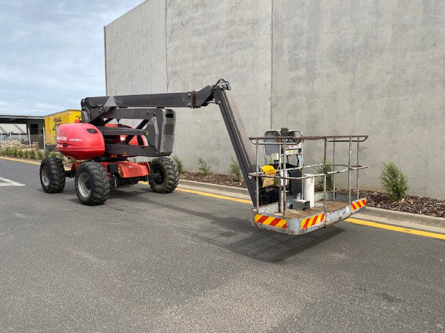 2009 MANITOU 200ATJ BOOM LIFT