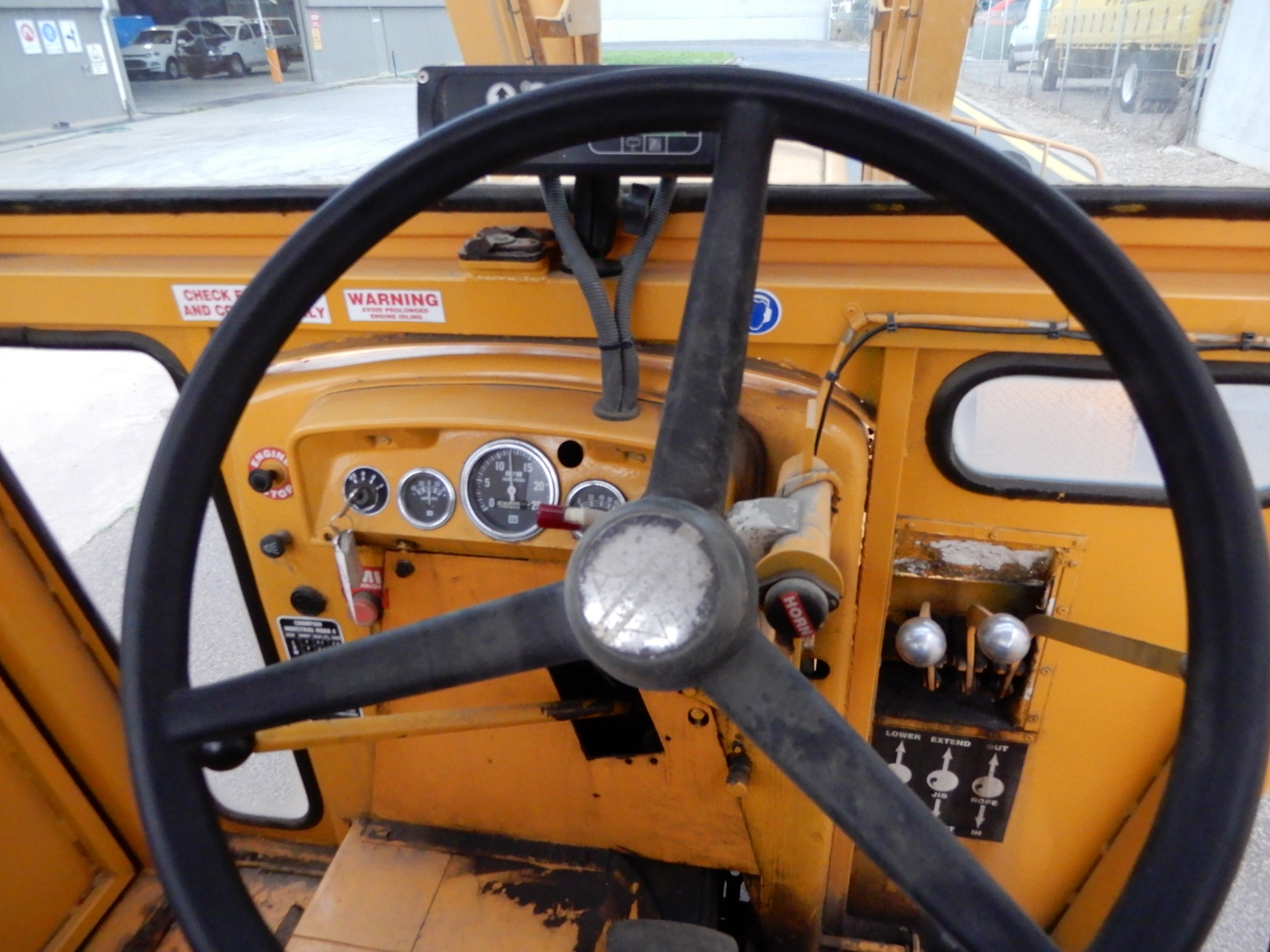 1979 CHAMBERLAIN TC48C CRANE MOBILE/TRACTOR CRANE