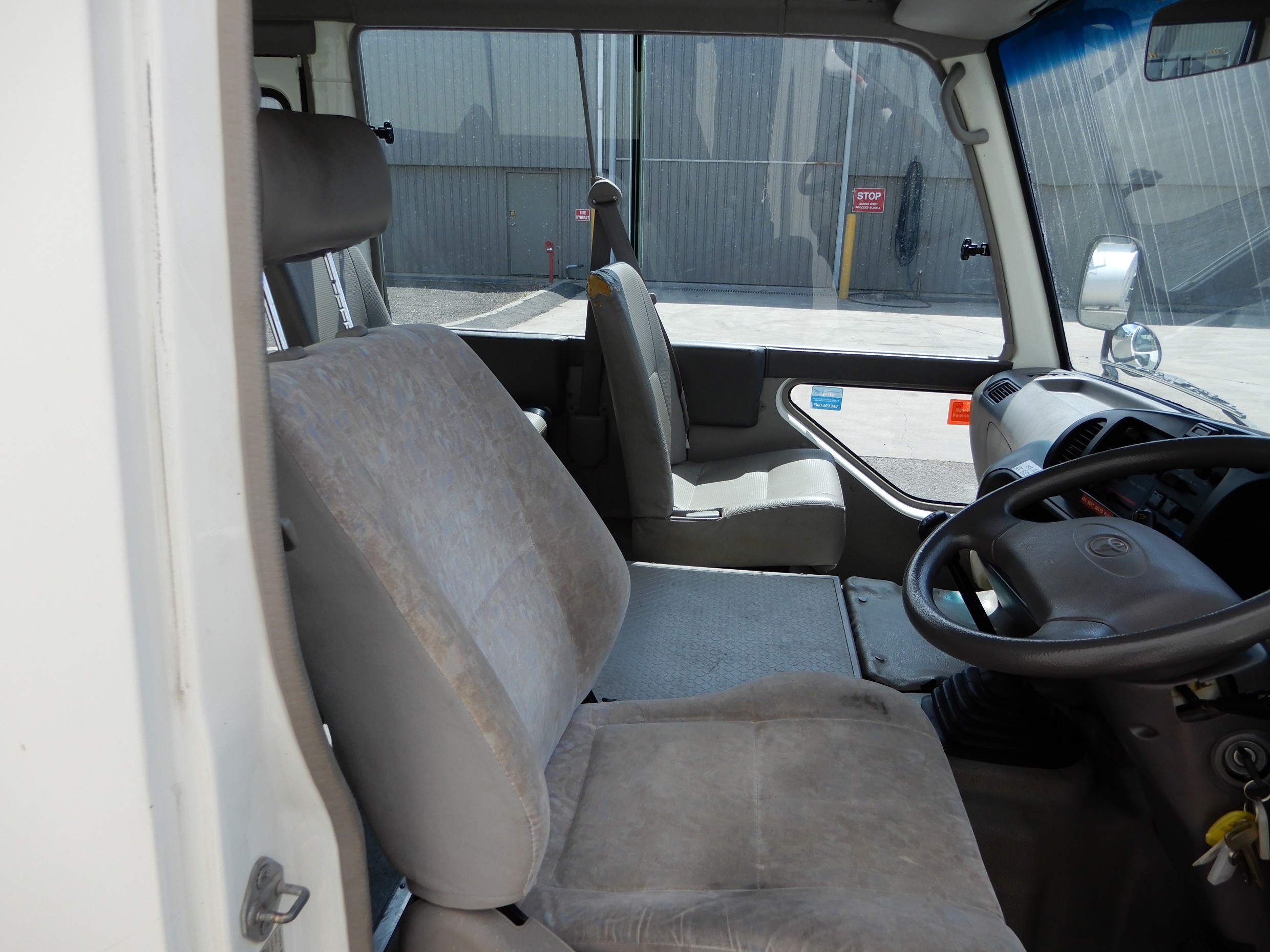 2002 TOYOTA COASTER BUS MANUAL MINI BUS
