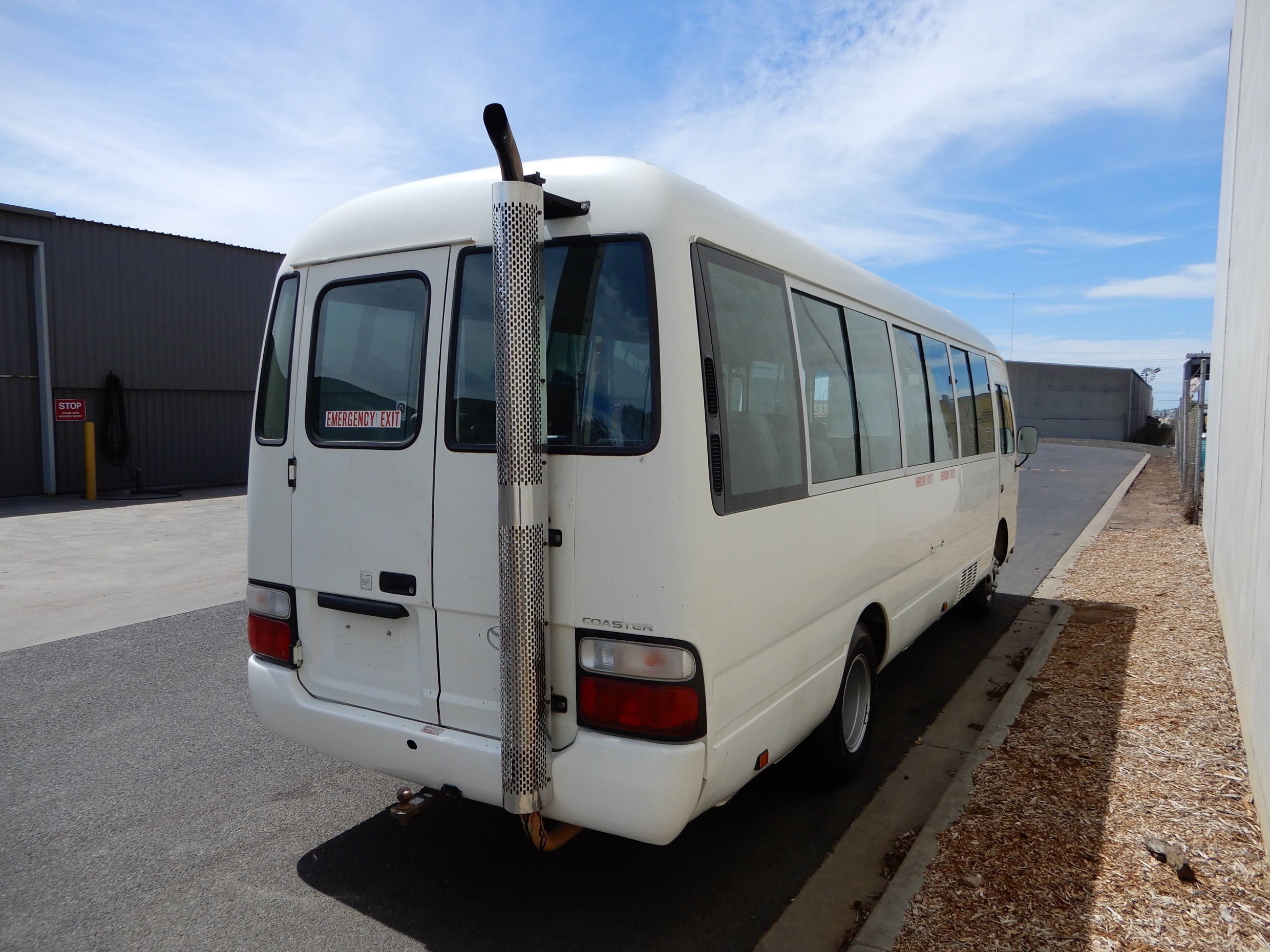 2002 TOYOTA COASTER BUS MANUAL MINI BUS