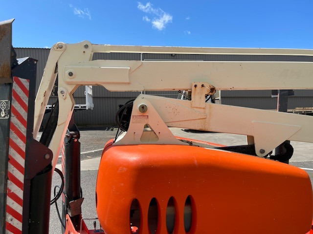 2010 SNORKEL MHP1335 TRAILER MOUNTED BOOM LIFT