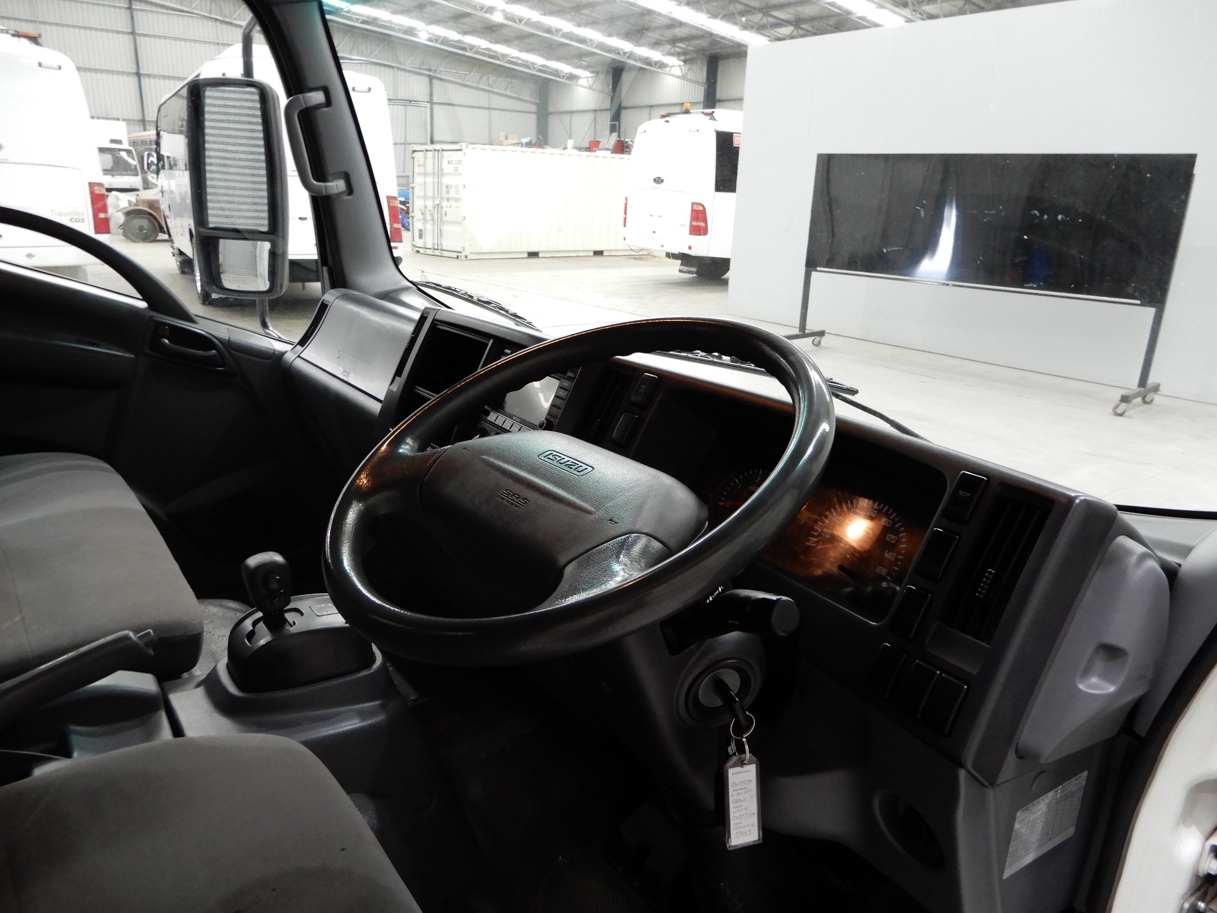2012 ISUZU NPR200 TRUCK PANTECH