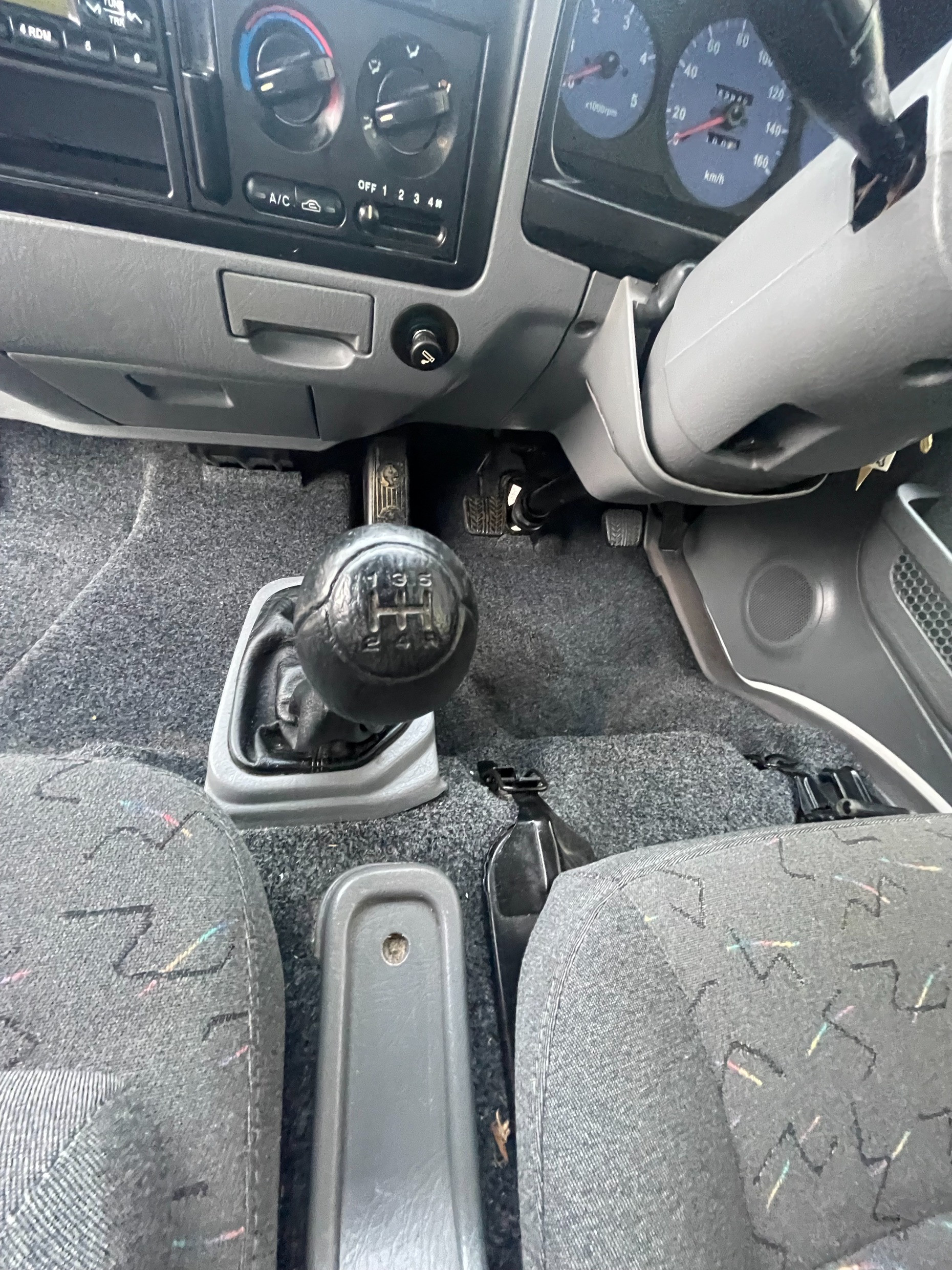 2004 KIA K2700 II PANTECH