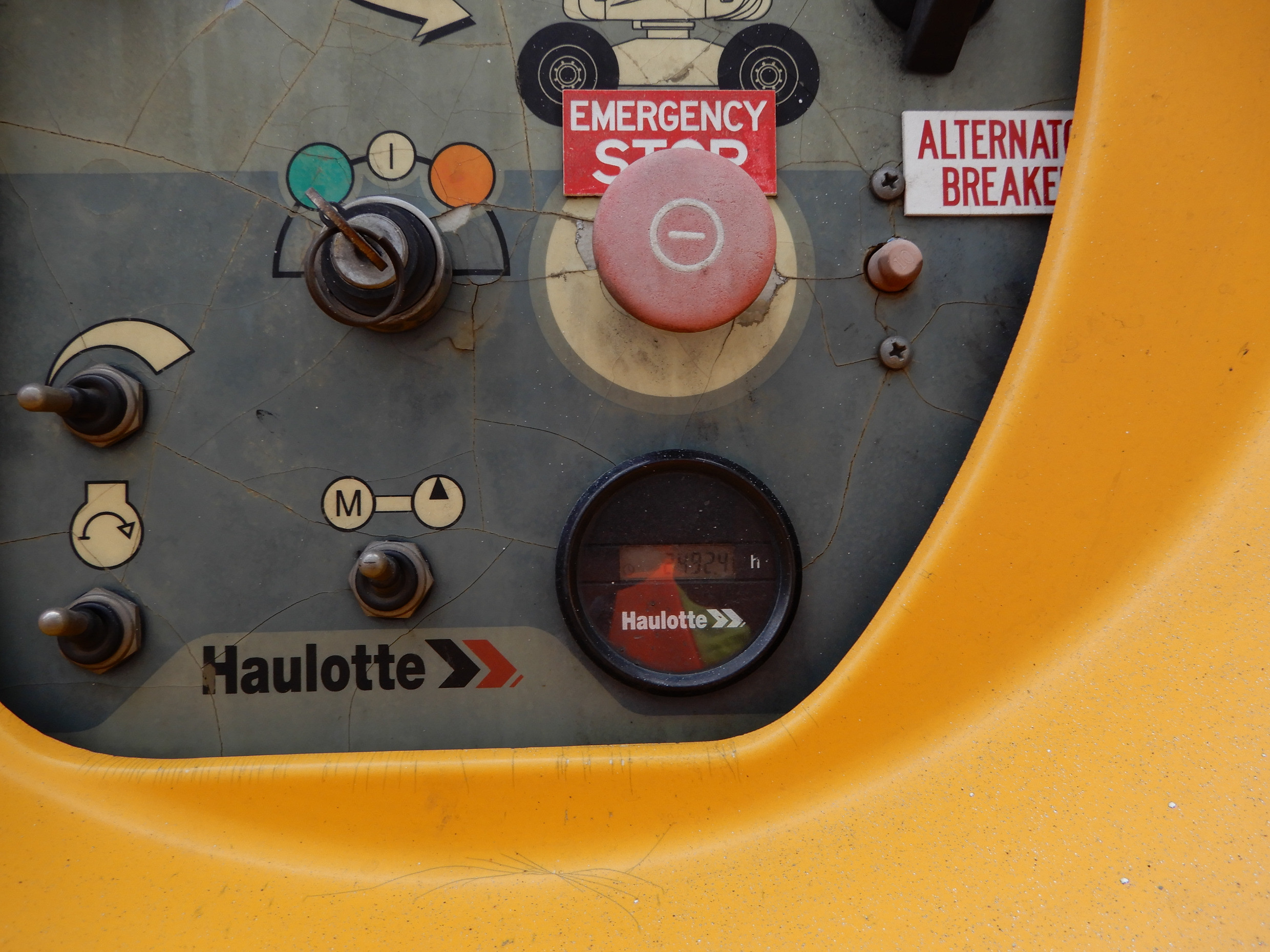 2009 HAULOTTE BOOM LIFT