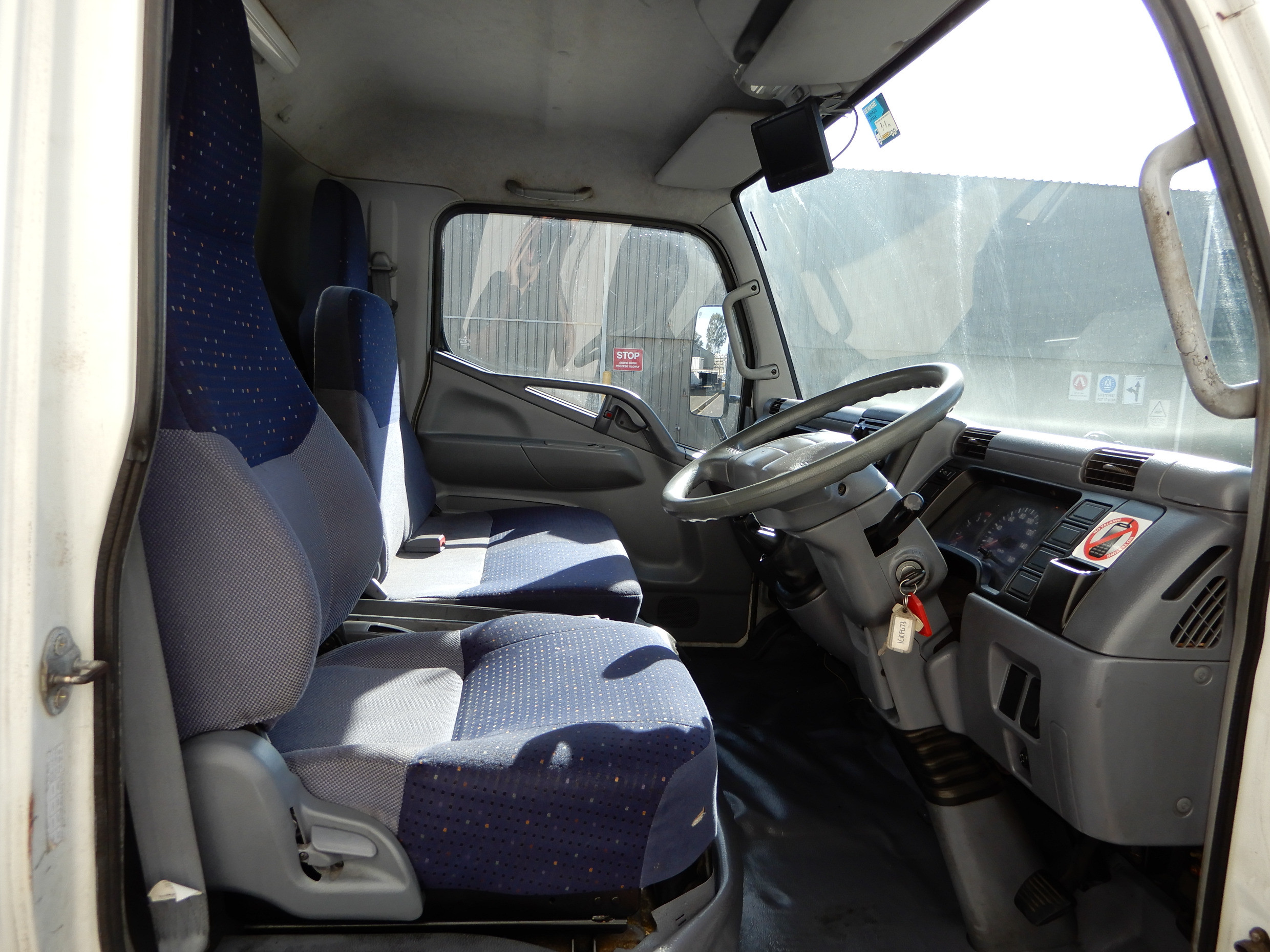 2006 FUSO CANTER TRUCK MANUAL PANTECH