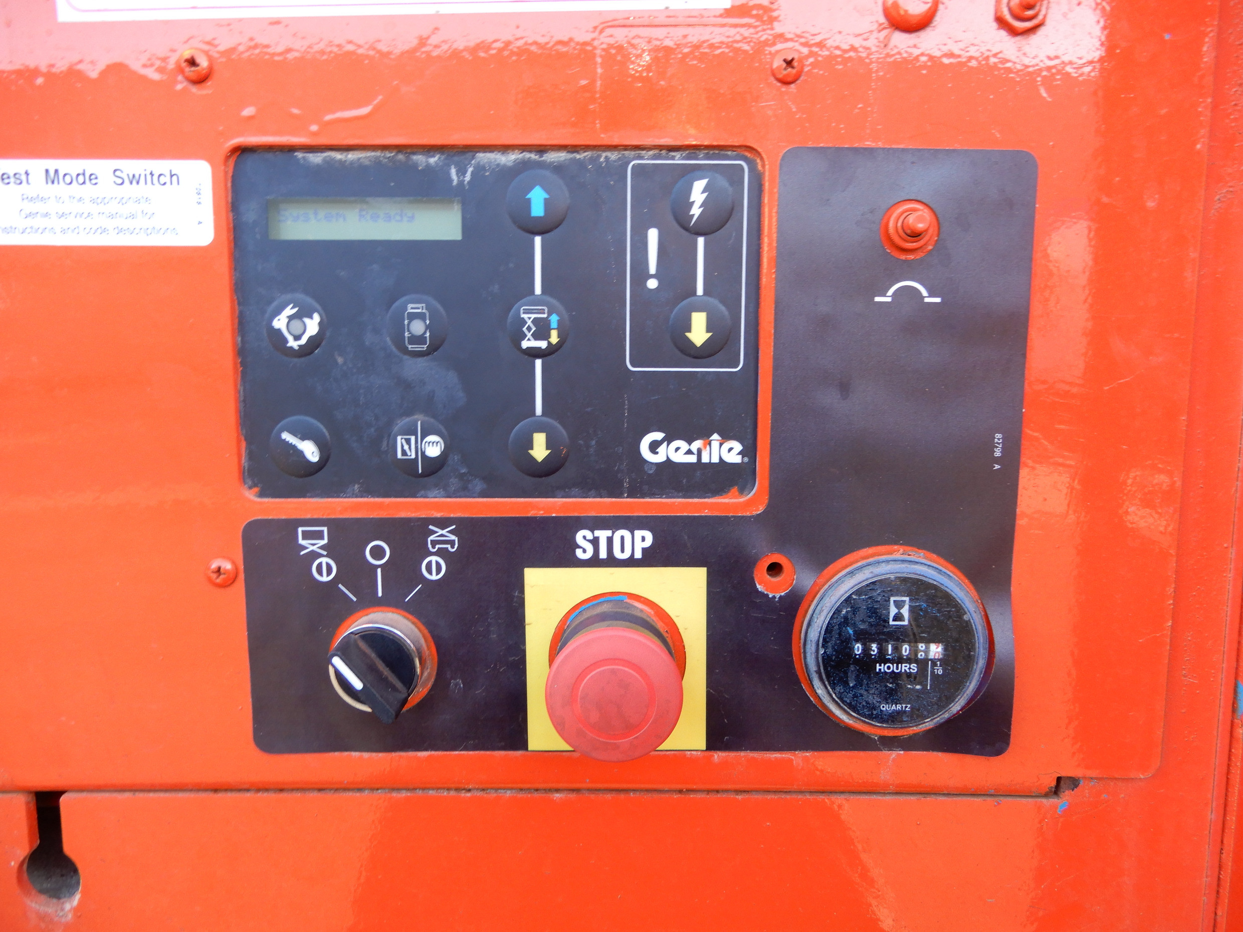 2005 GENIE GS-3384RT SCISSOR LIFT