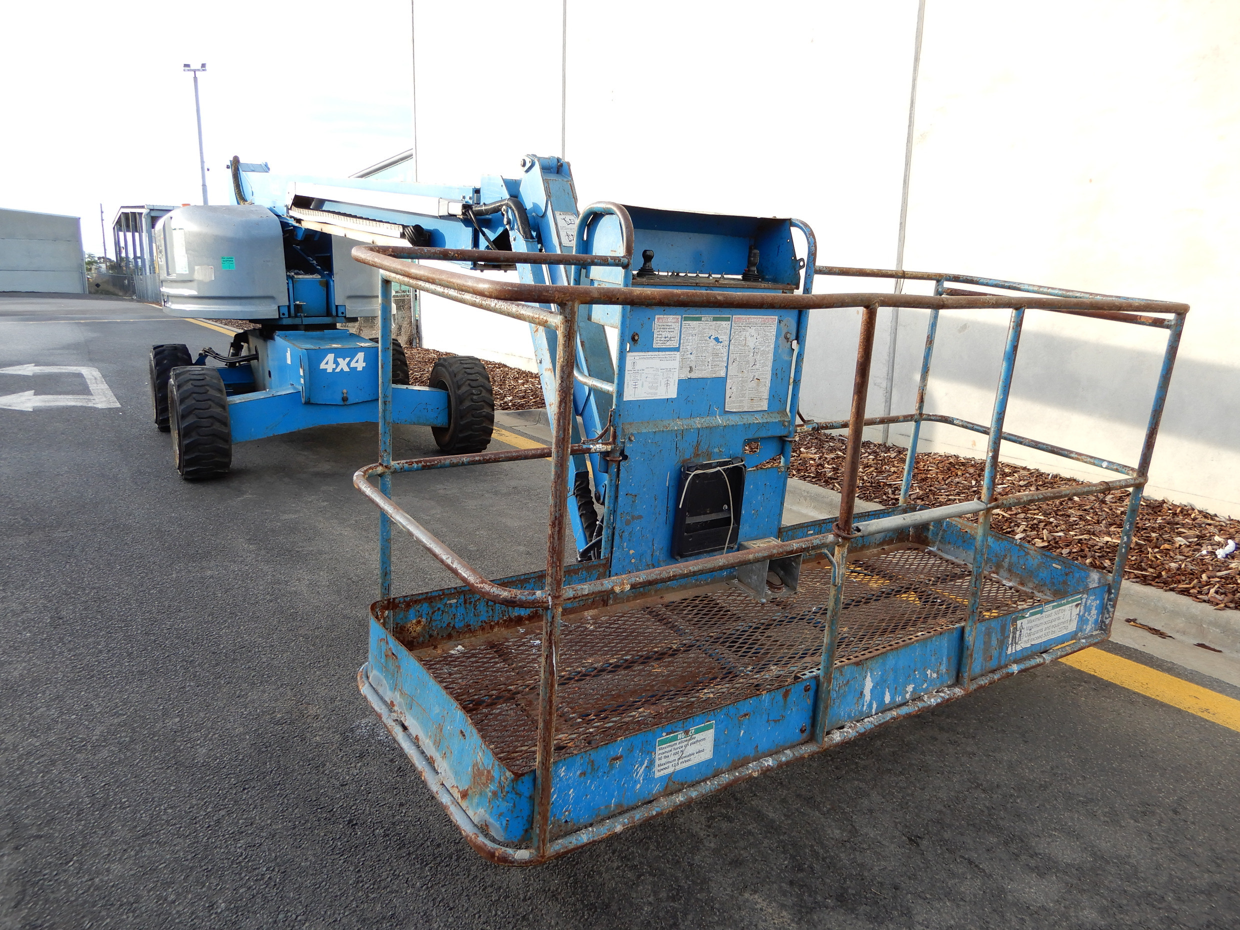 2006 GENIE S45 BOOM LIFT
