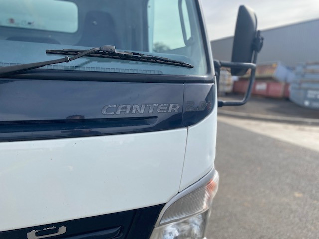 2006 FUSO CANTER TRUCK MANUAL TRAY