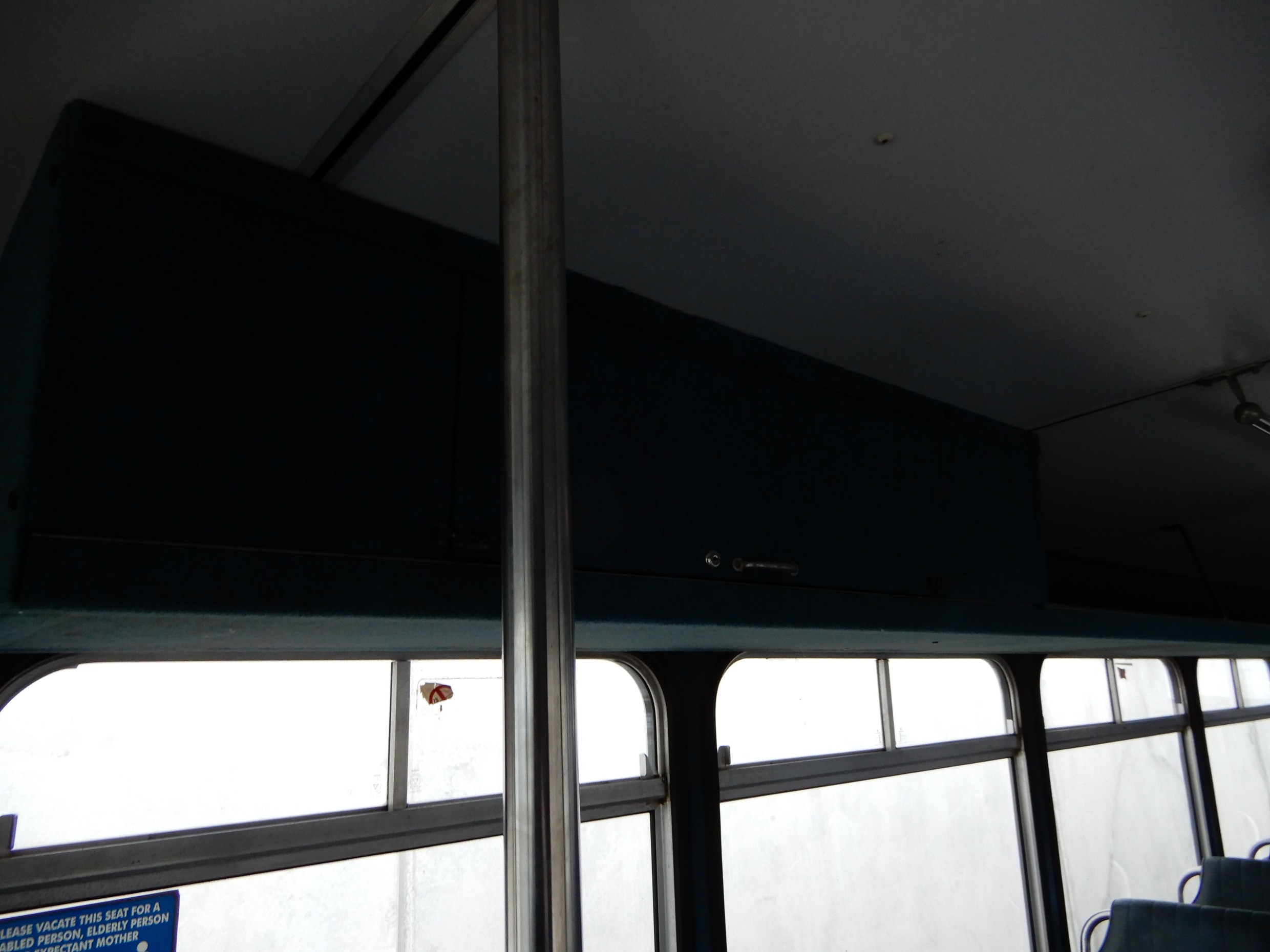 1990 HINO VOLGREN MANUAL BUS