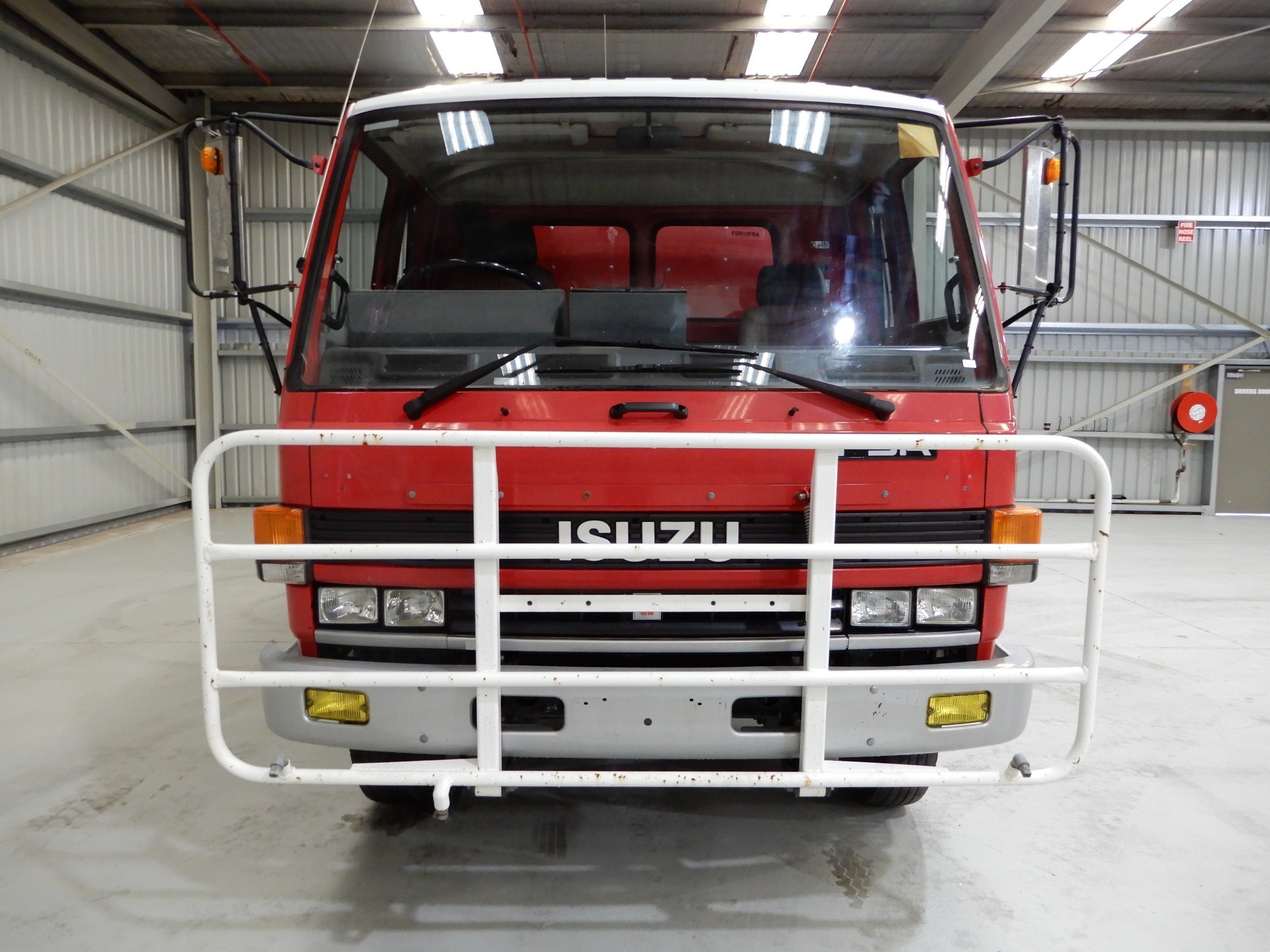 1989 ISUZU FSR MANUAL FIRE TRUCK