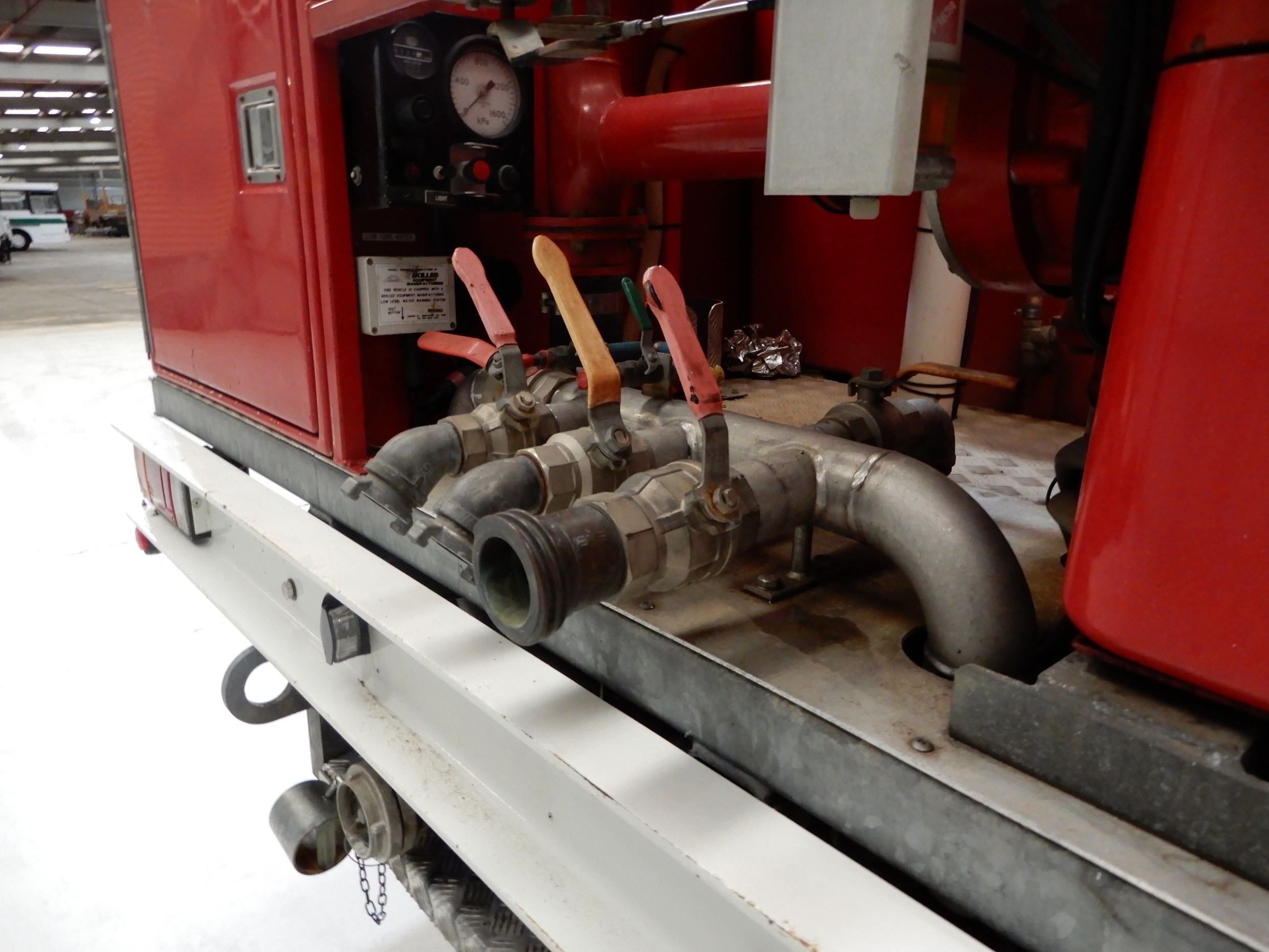 1989 ISUZU FSR MANUAL FIRE TRUCK