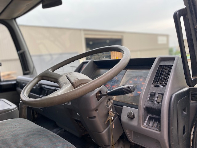 1993 HINO FE RAVEN TIPPER