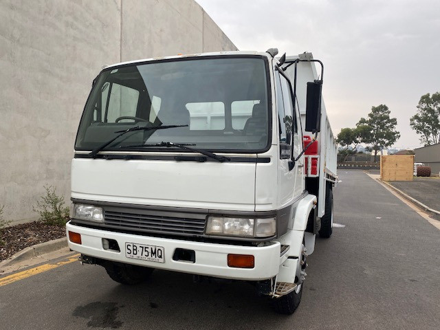 1993 HINO FE RAVEN TIPPER