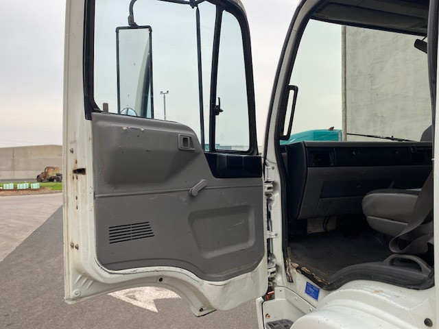 1993 HINO FE RAVEN TIPPER