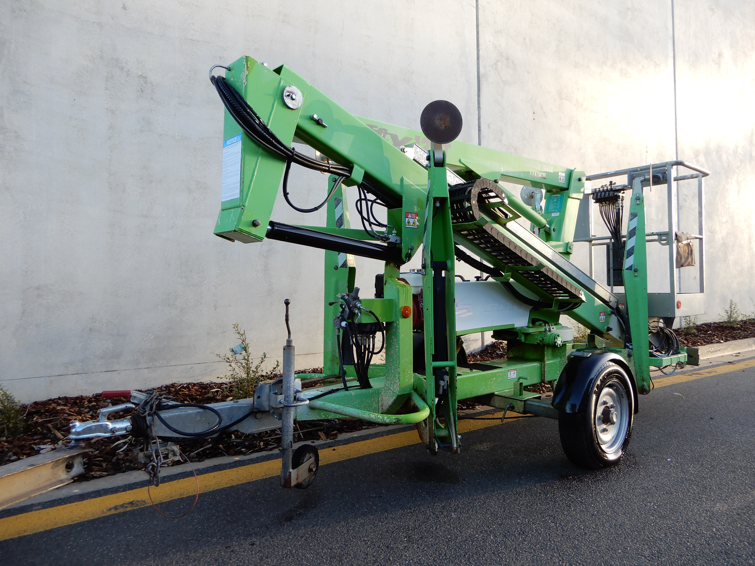 2008 NIFTY 120TPE BOOM LIFT