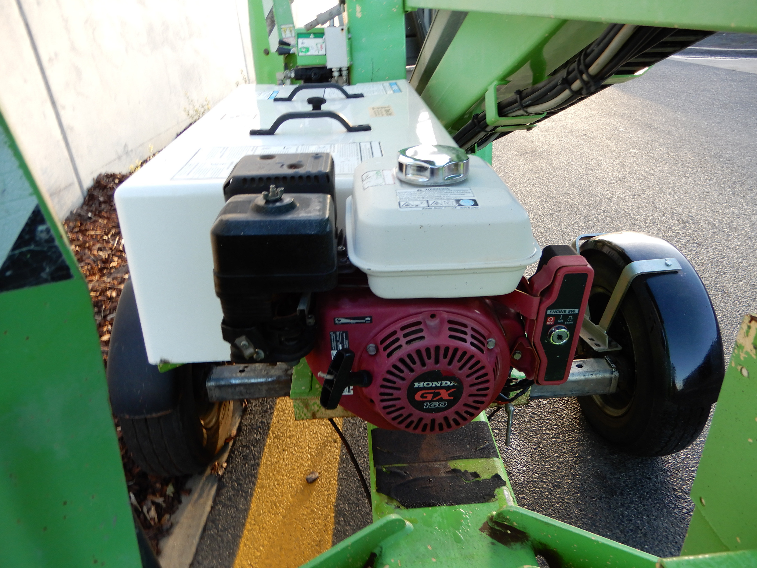 2008 NIFTY 120TPE BOOM LIFT