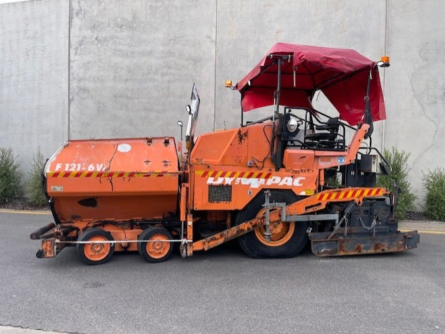 DYNAPAC F121-6W ASPHALT PAVER