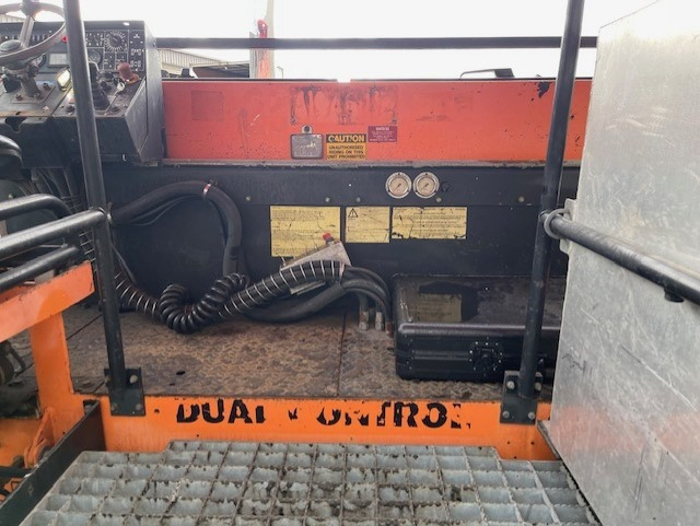 DYNAPAC F121-6W ASPHALT PAVER