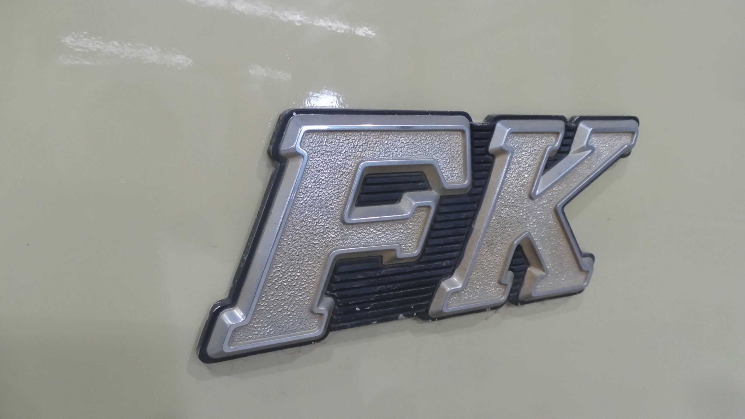 1980 MITSUBISHI FK STOCK/CATTLE CRATE TRUCK