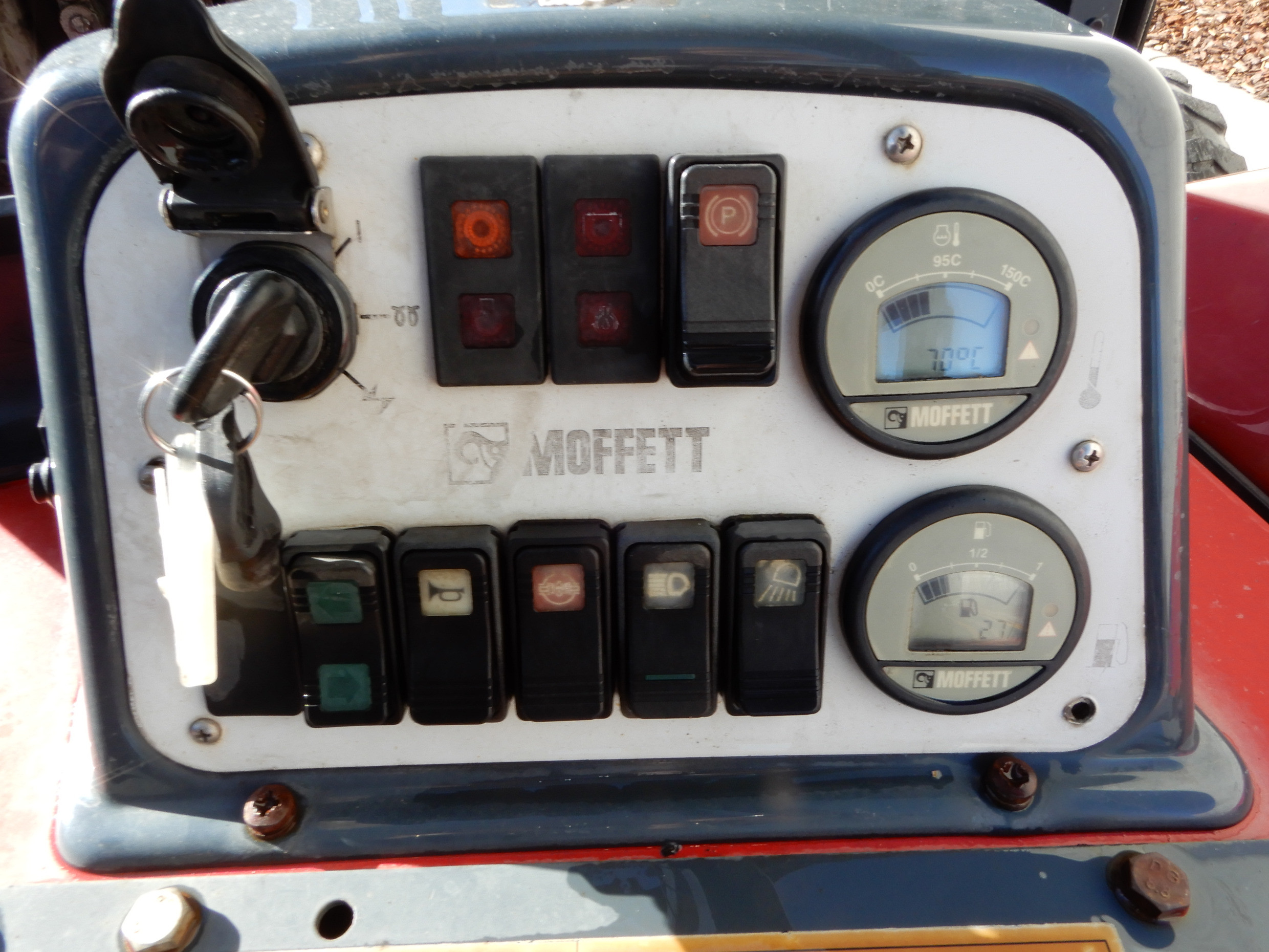2009 MOFFETT M4 25.3 REACH FORKLIFT