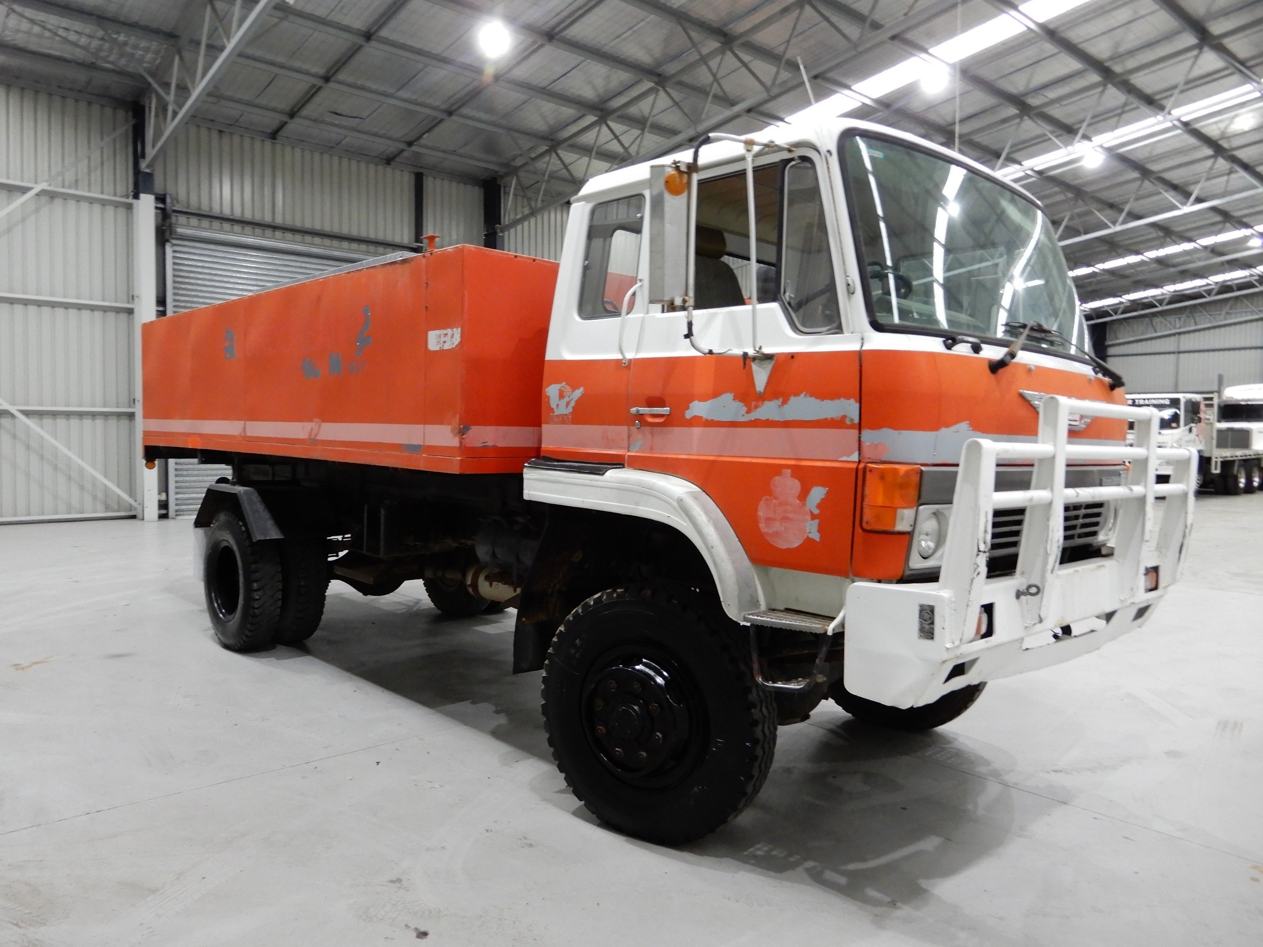 1984 HINO GT 17/OSPREY/RANGER TRUCK CAB CHASSIS