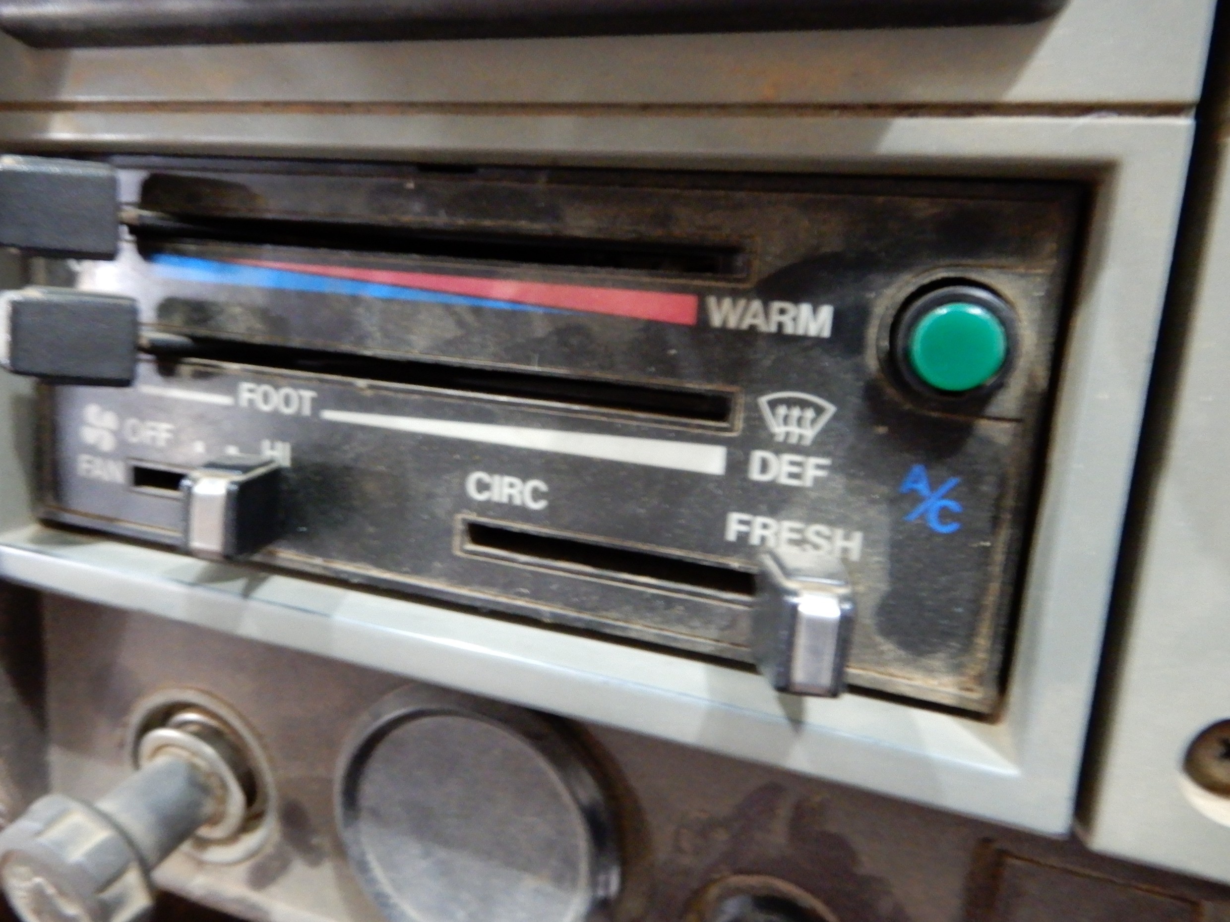 1984 HINO GT 17/OSPREY/RANGER TRUCK CAB CHASSIS