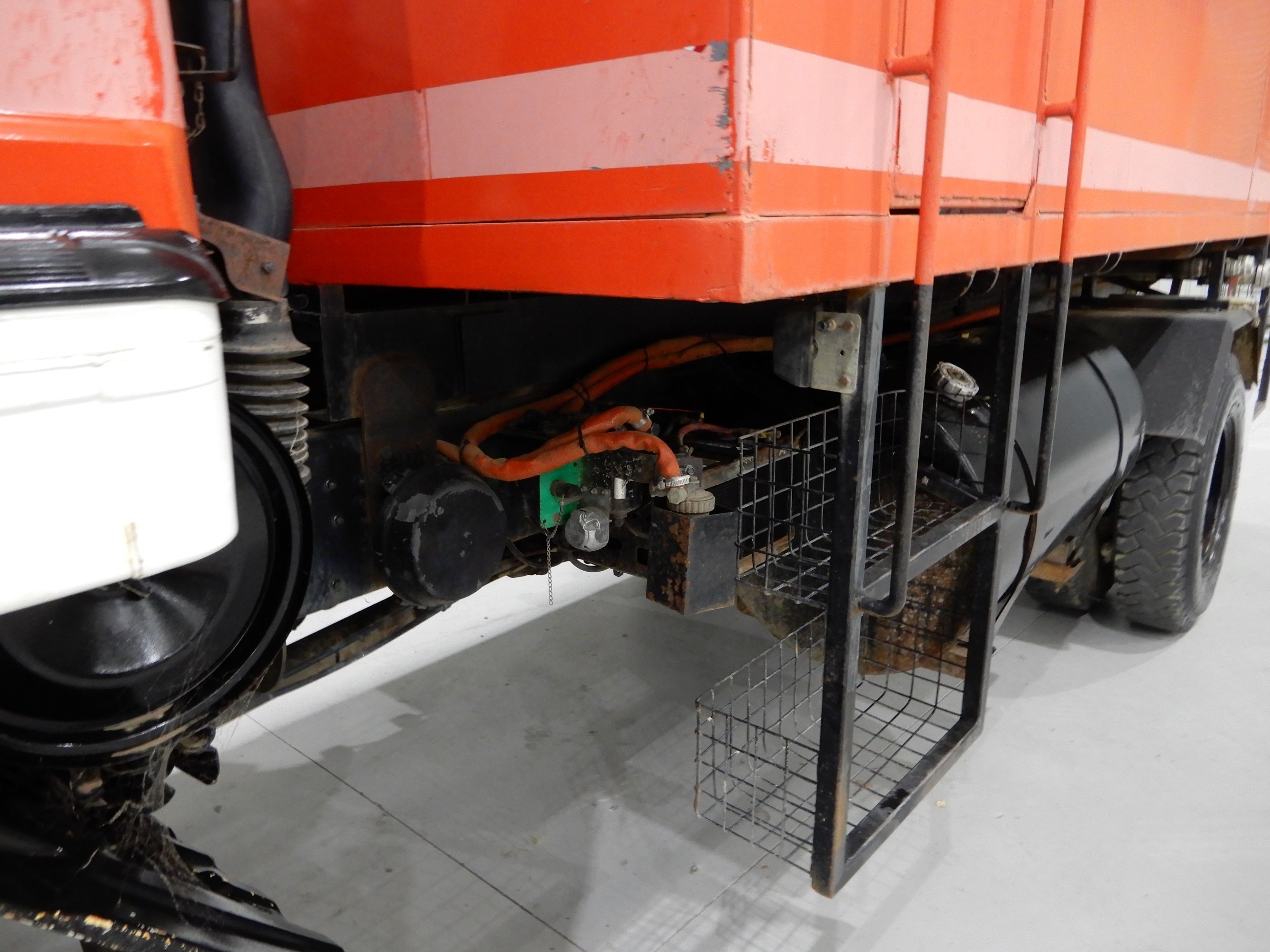 1984 HINO GT 17/OSPREY/RANGER TRUCK CAB CHASSIS