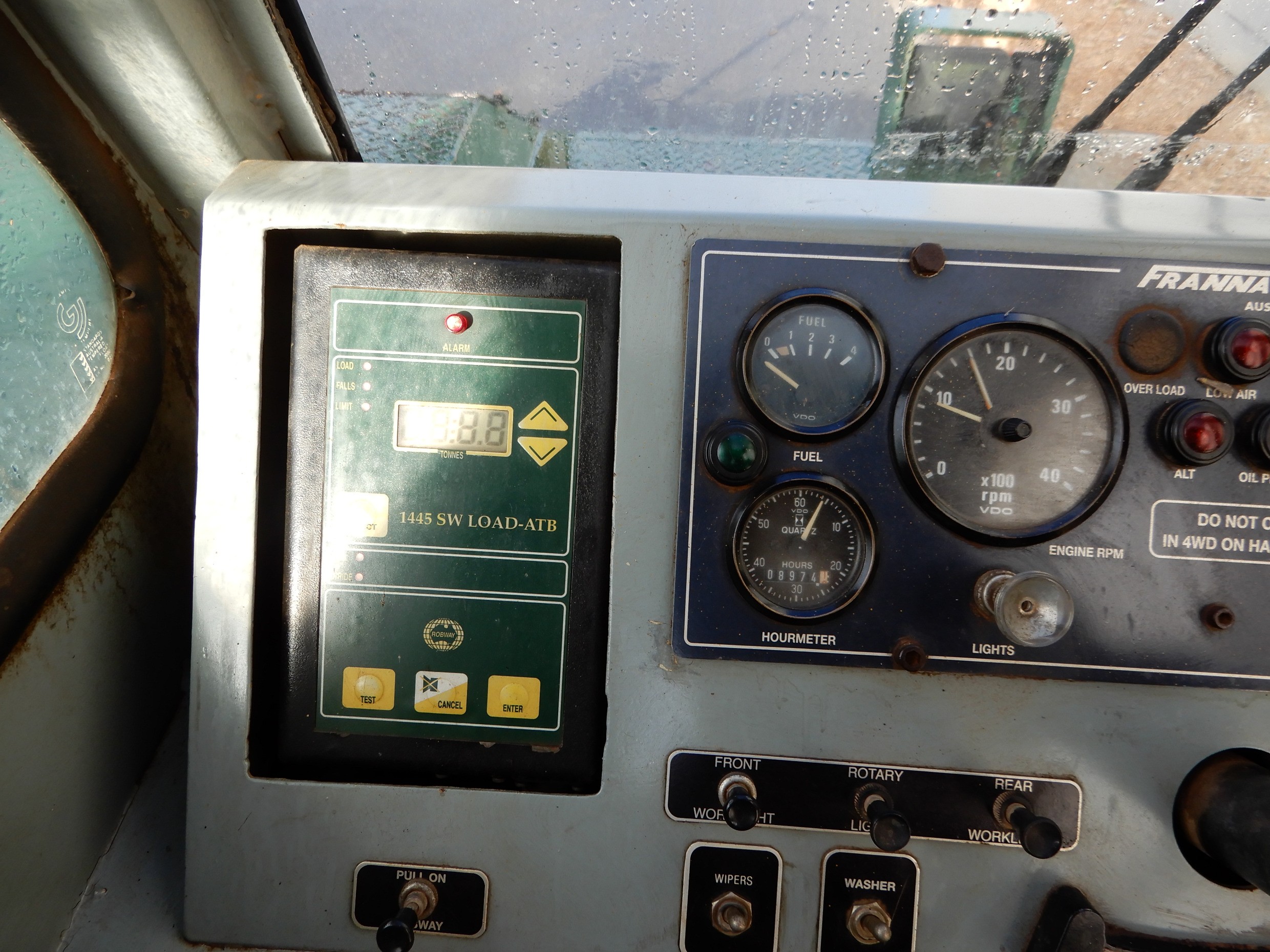2008 FRANNA MAC 14 CRANE TRUCK