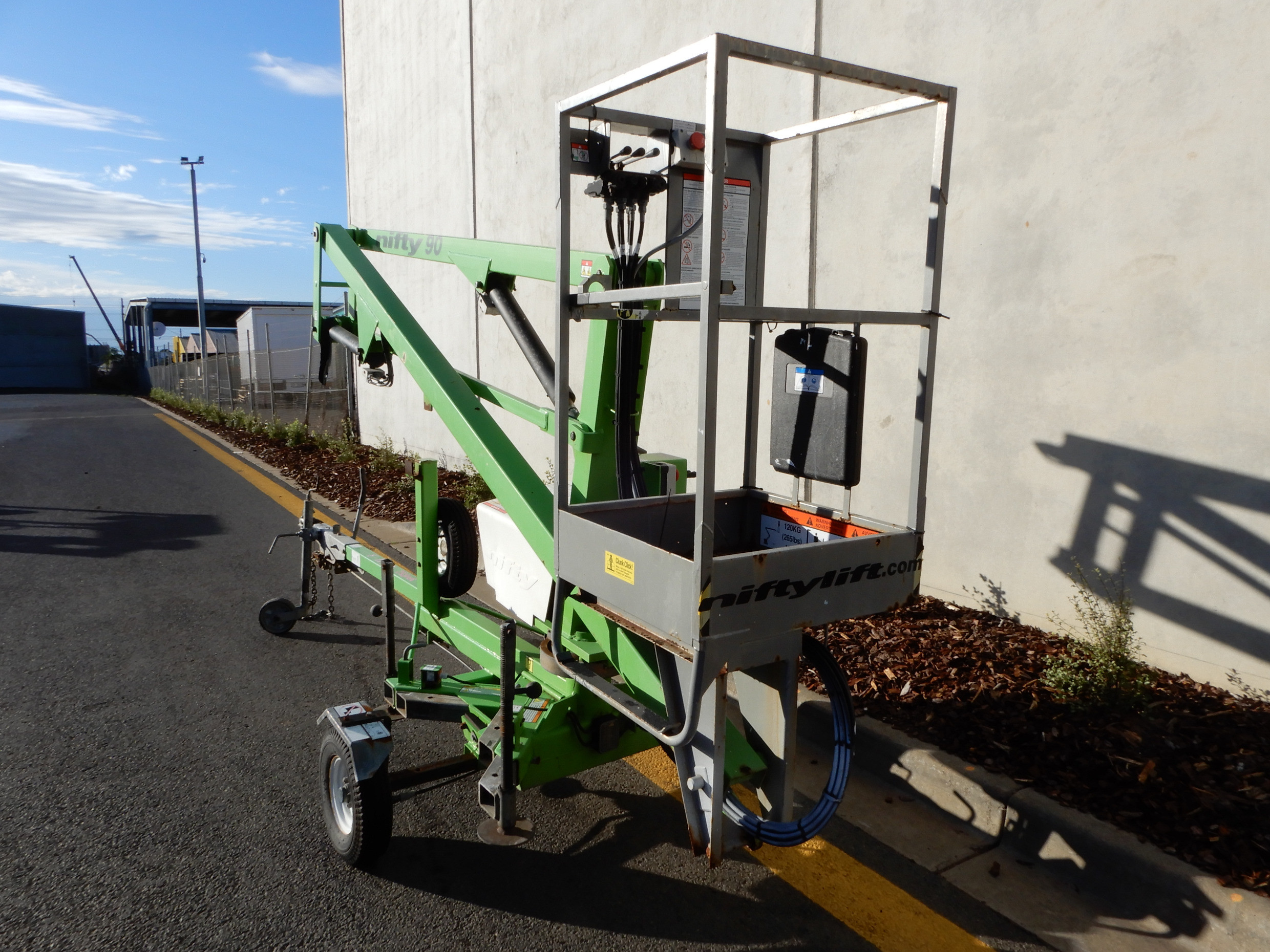 2010 NIFTY LIFT 90 HYD PLATFORM