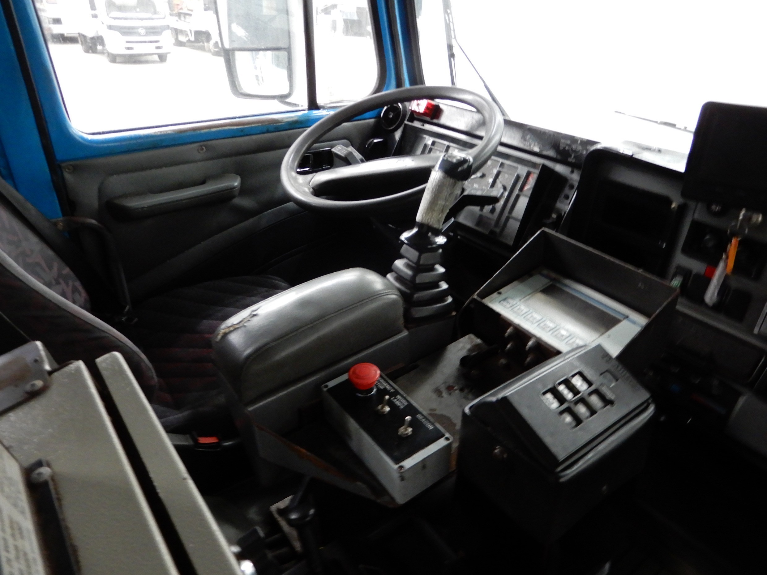 2006 IVECO ACCO 2350G GARBAGE TRUCK