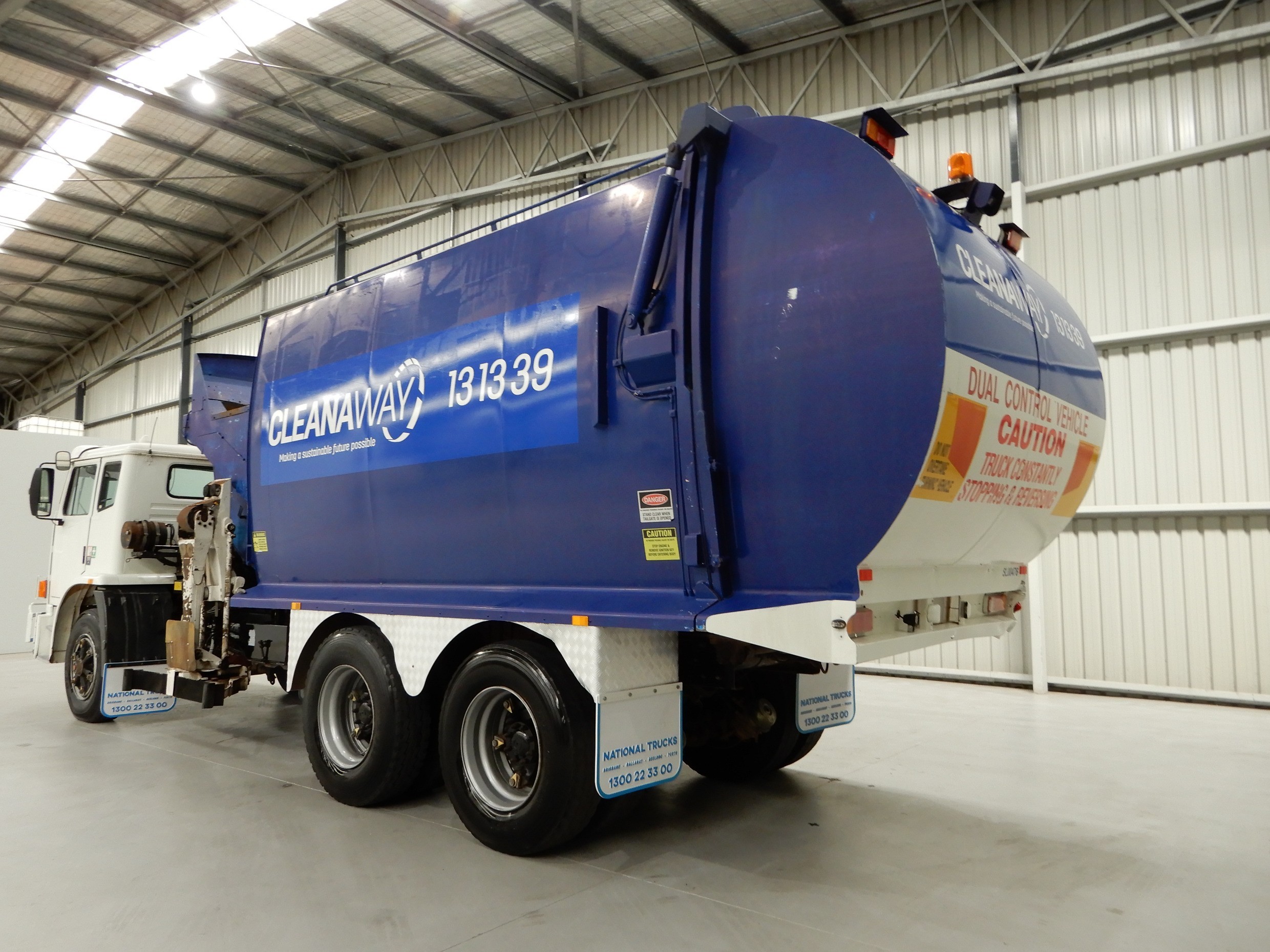 2006 IVECO ACCO 2350G GARBAGE TRUCK