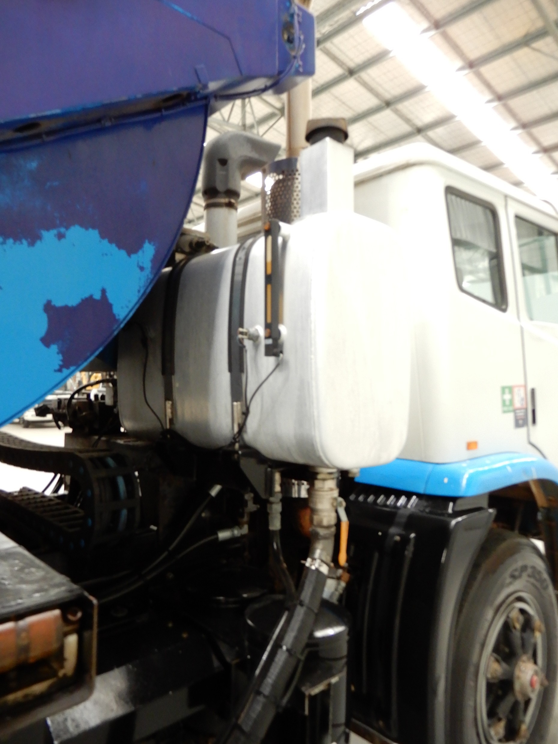 2006 IVECO ACCO 2350G GARBAGE TRUCK