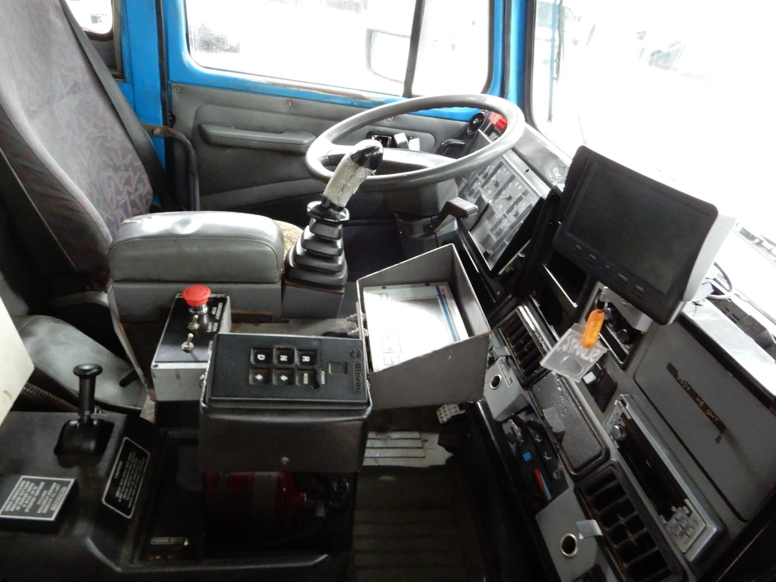 2006 IVECO ACCO 2350G GARBAGE TRUCK