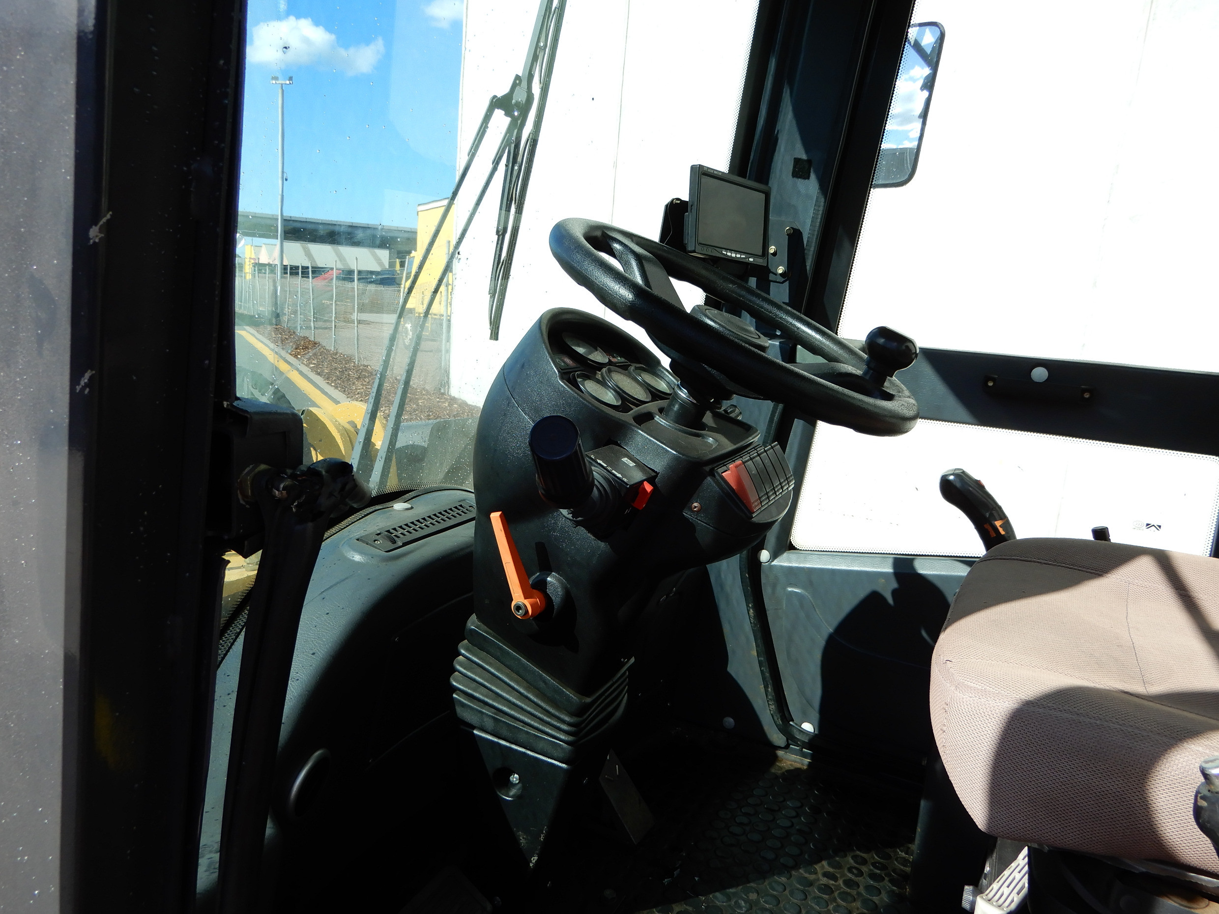 2016 ACTIVE MACHINERY AL918F LOADER LOADER/TOOL CARRIER