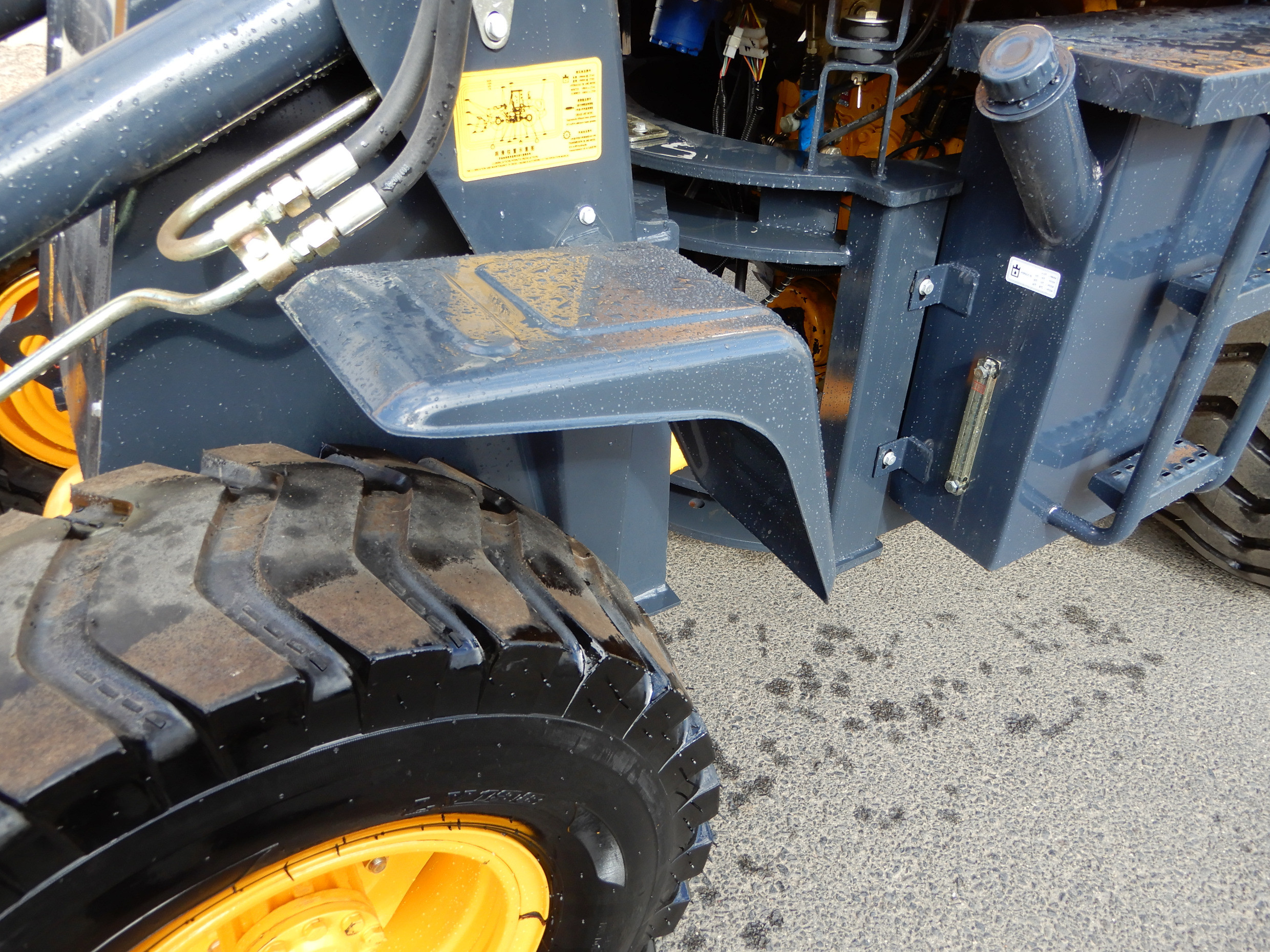 2019 ATTACK 1830 LOADER